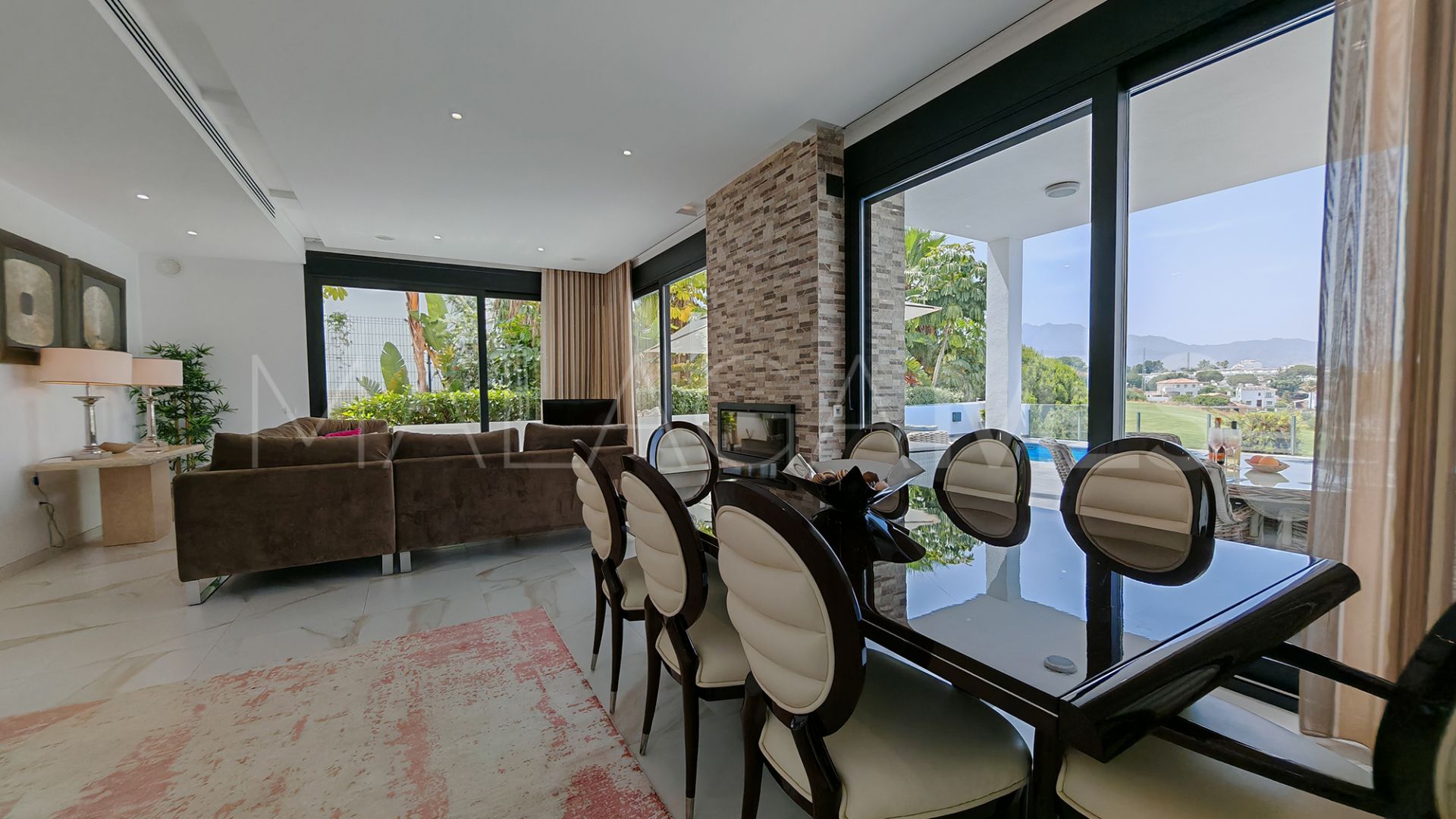 Villa for sale in La Cala Golf Resort with 4 bedrooms
