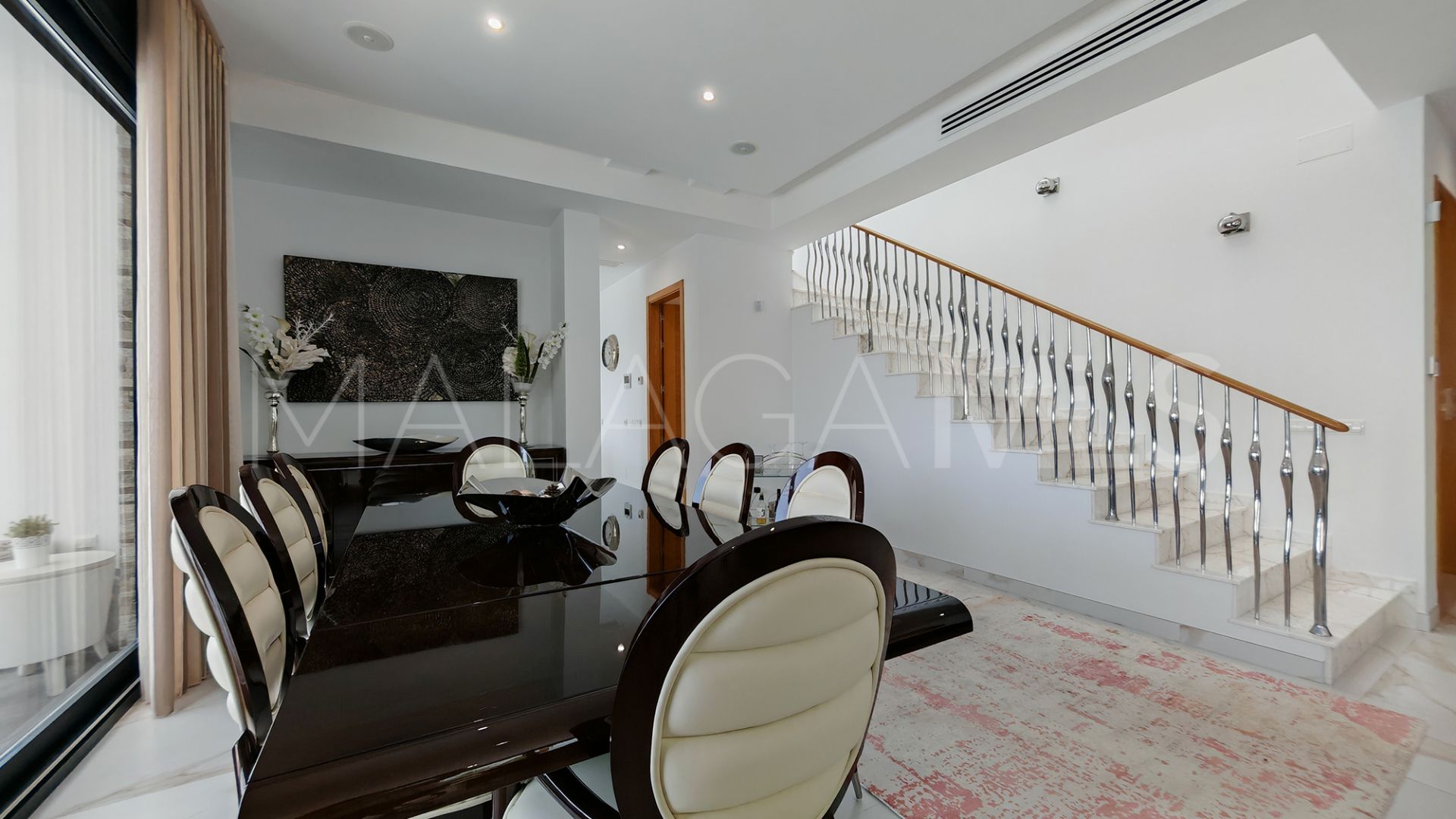 Villa for sale in La Cala Golf Resort with 4 bedrooms