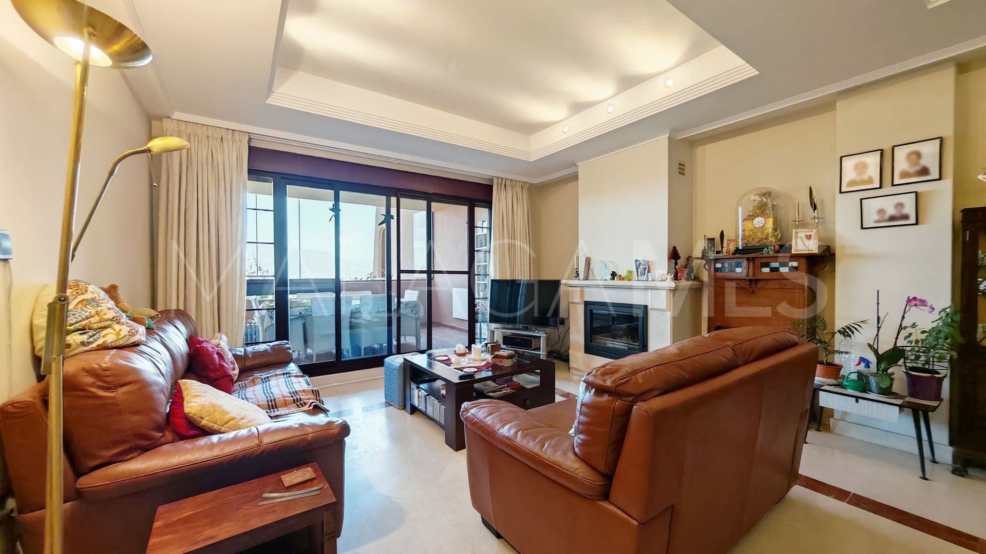 Apartamento planta baja for sale in El Soto de Marbella de 2 bedrooms