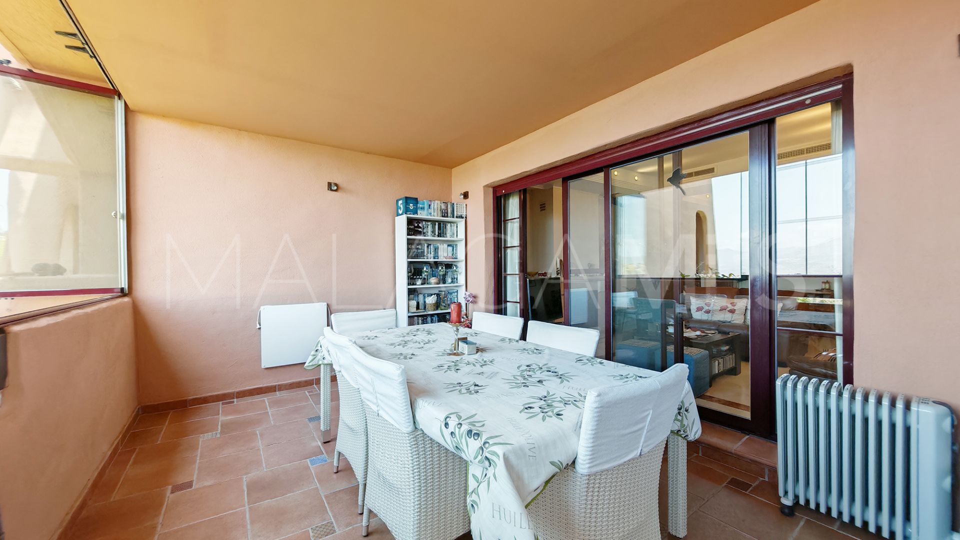 Apartamento planta baja for sale in El Soto de Marbella de 2 bedrooms