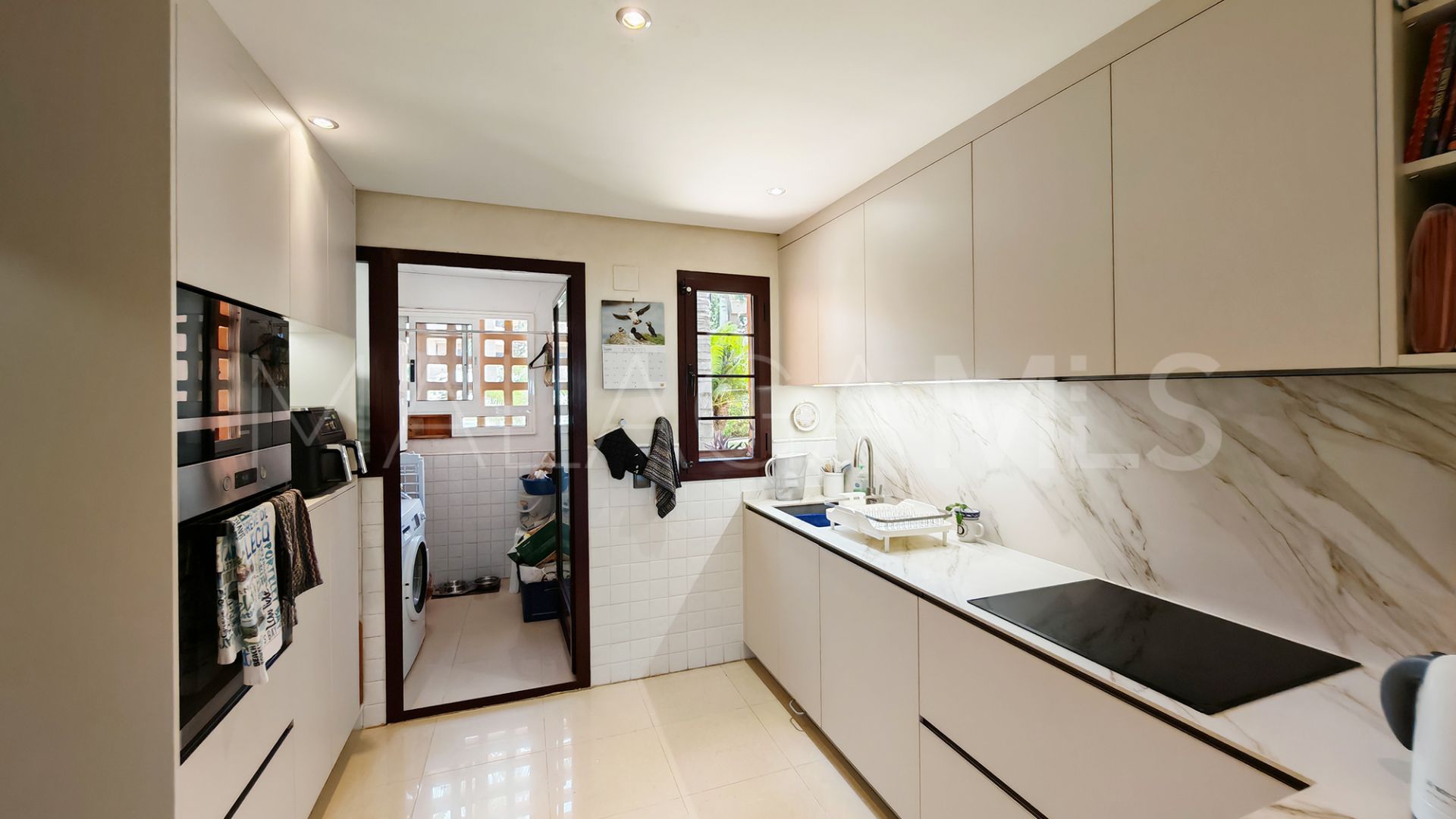 Apartamento planta baja for sale in El Soto de Marbella de 2 bedrooms