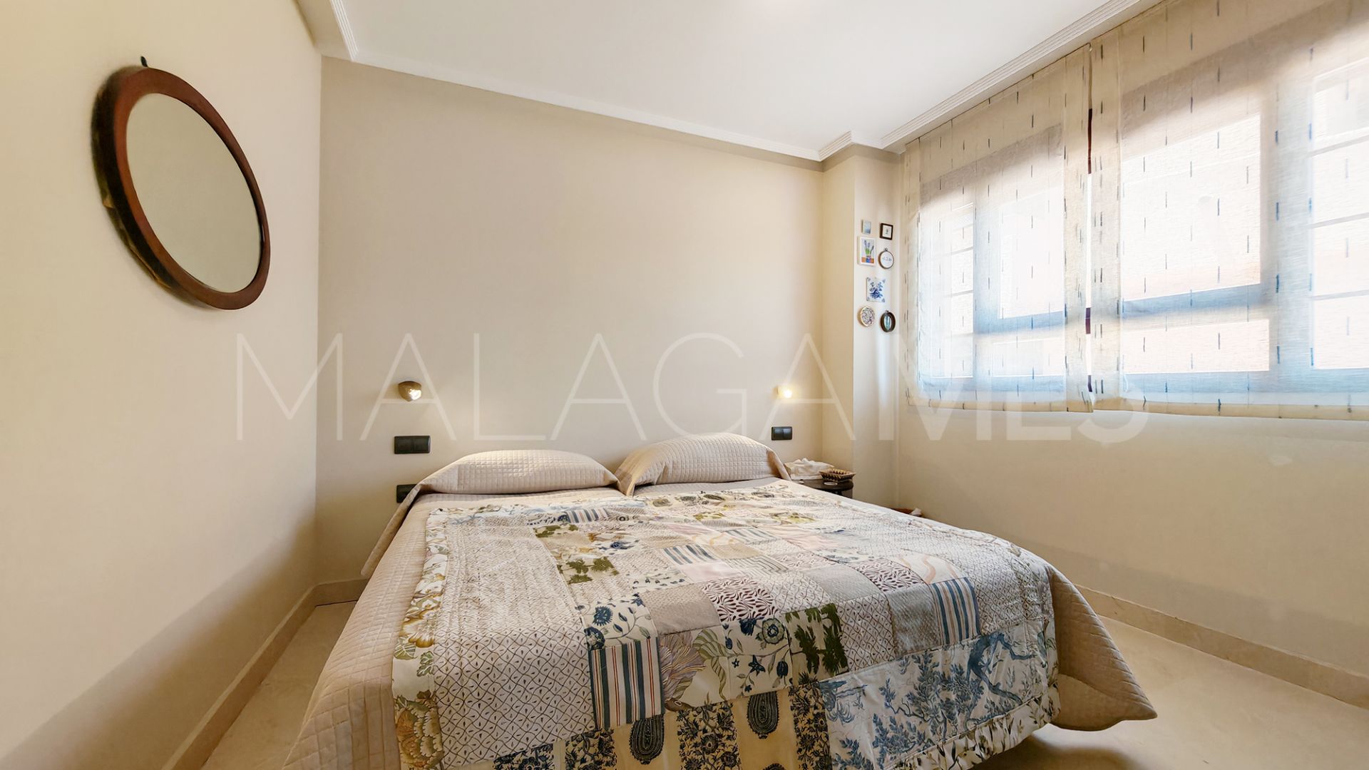 Apartamento planta baja for sale in El Soto de Marbella de 2 bedrooms