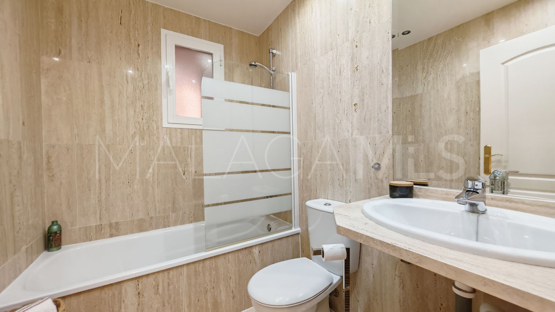 Elviria, apartamento a la venta de 2 bedrooms