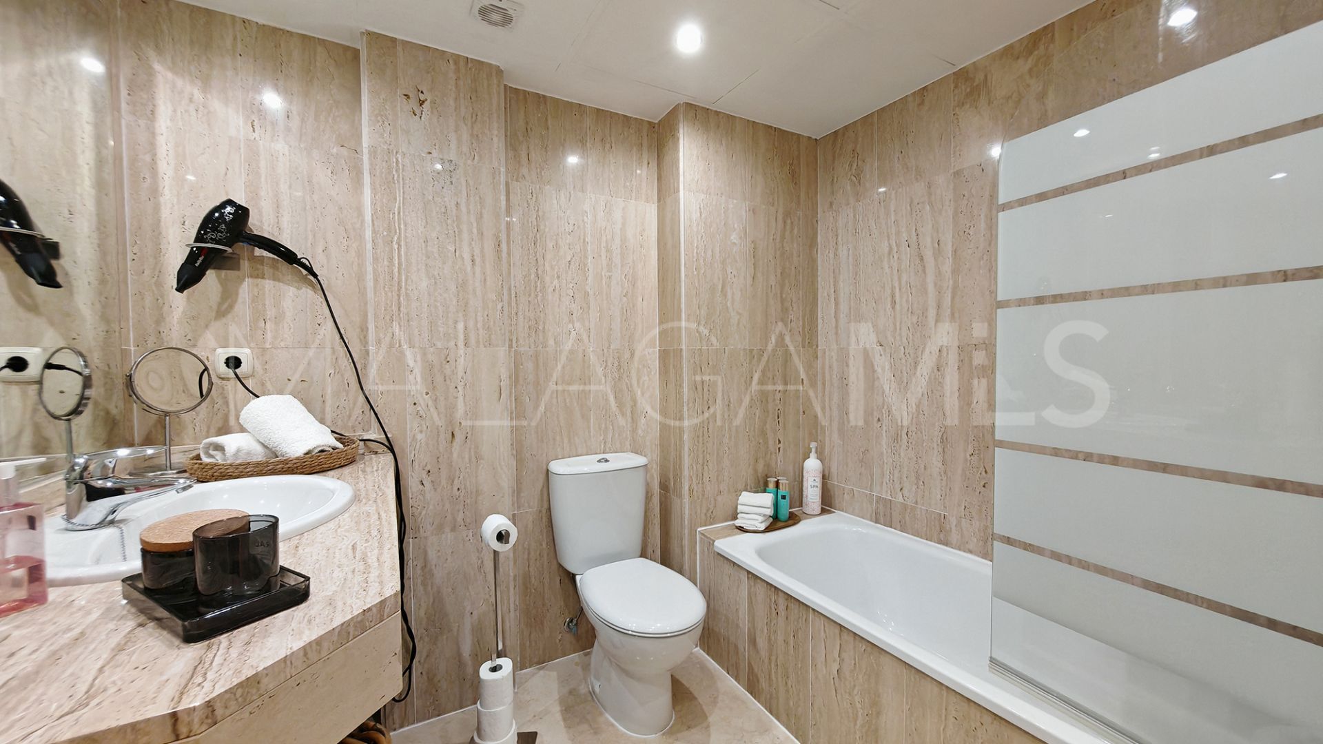 Elviria, apartamento a la venta de 2 bedrooms