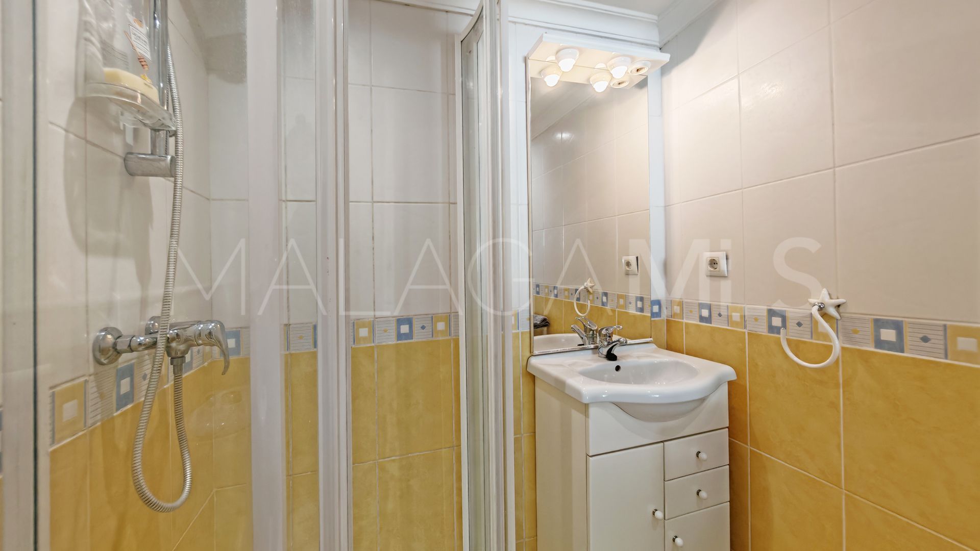 Radhus for sale in Calahonda