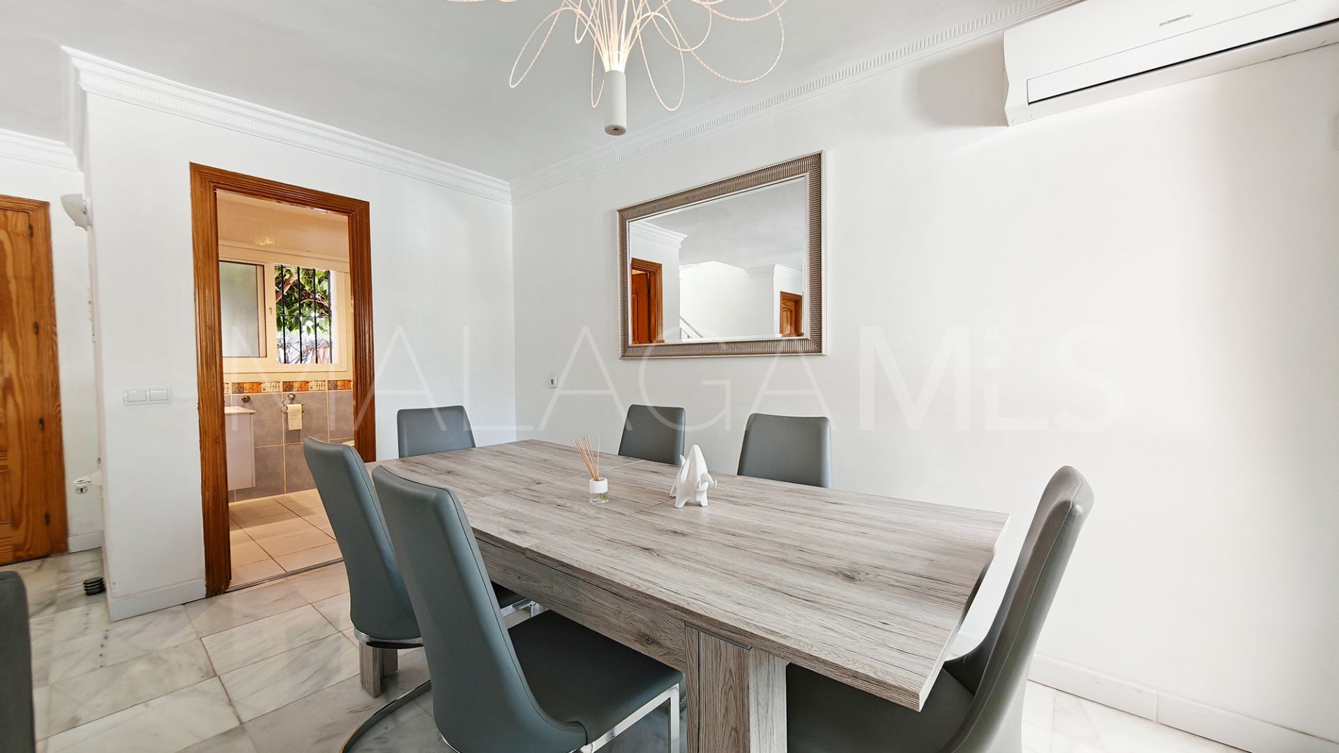 Radhus for sale in Calahonda