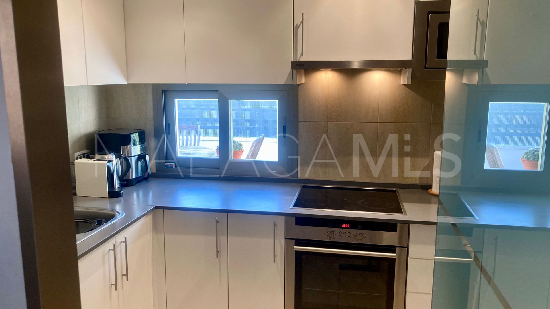 Buy apartamento in Cala de Mijas
