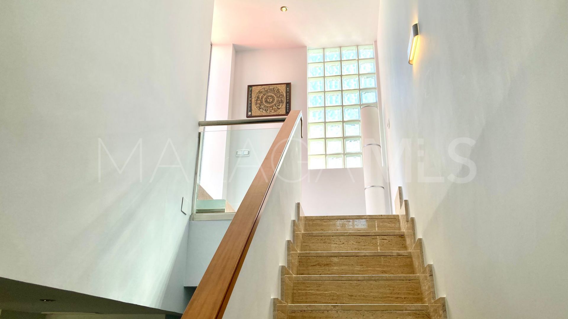 Buy apartamento in Cala de Mijas
