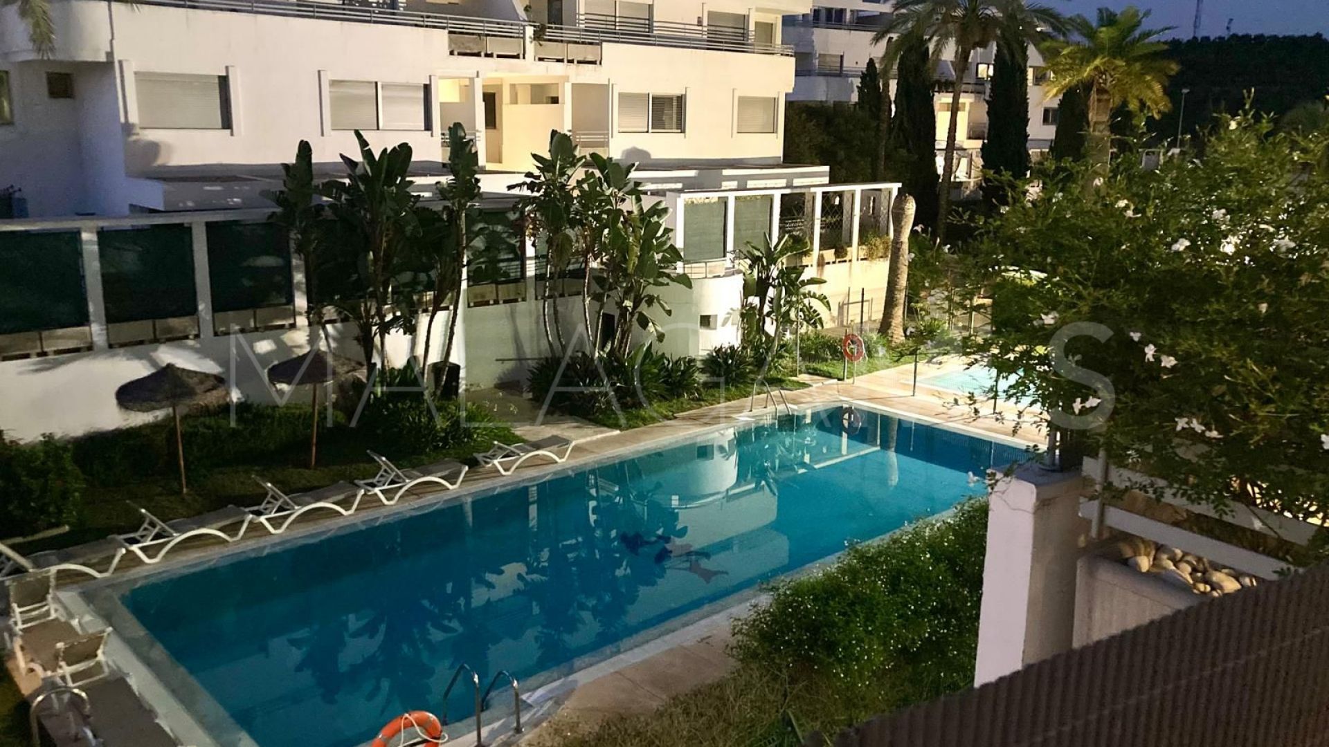 Buy apartamento in Cala de Mijas