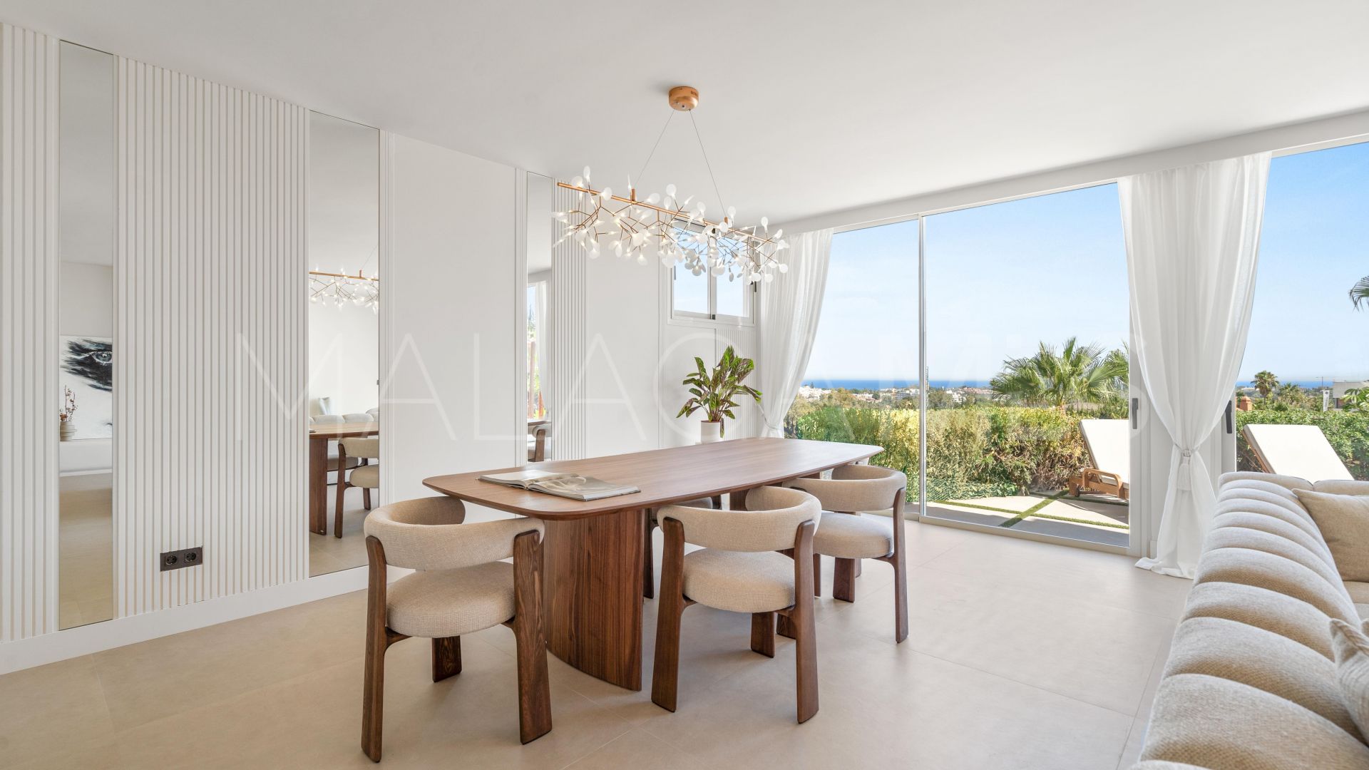 Lägenhet for sale in Nueva Andalucia
