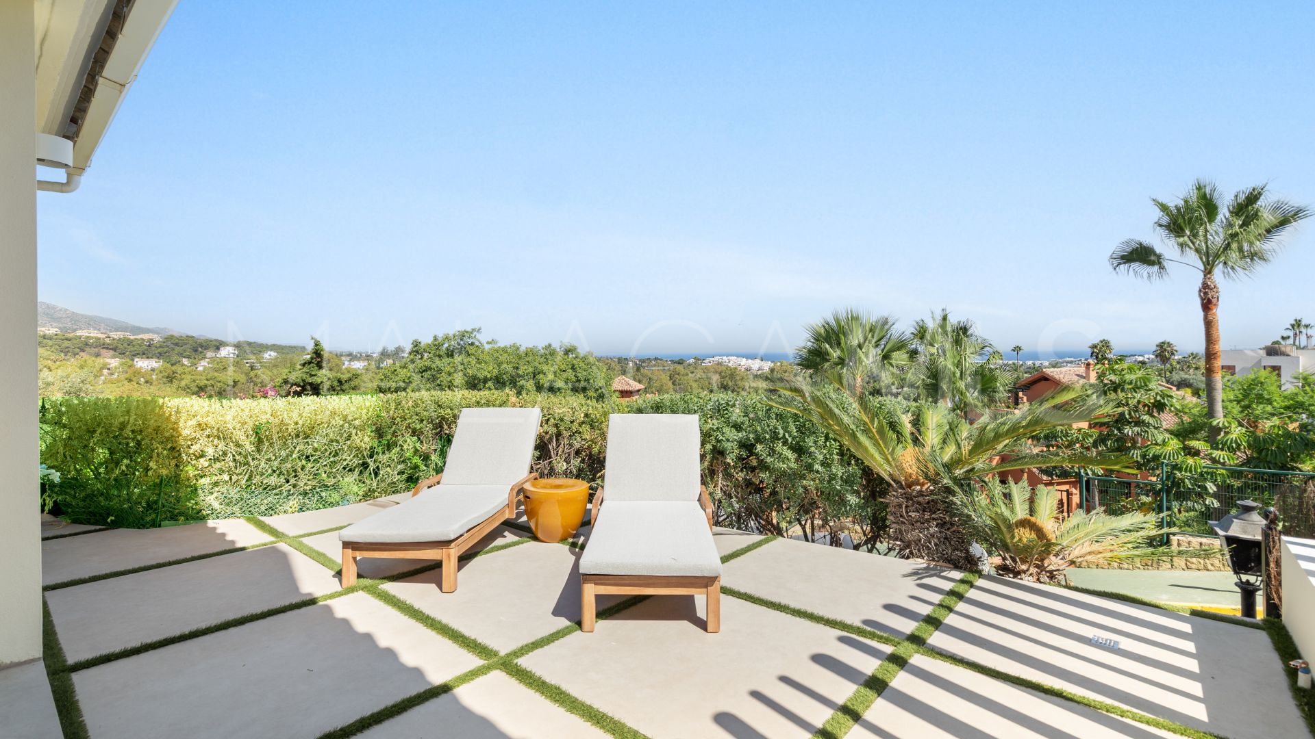 Lägenhet for sale in Nueva Andalucia