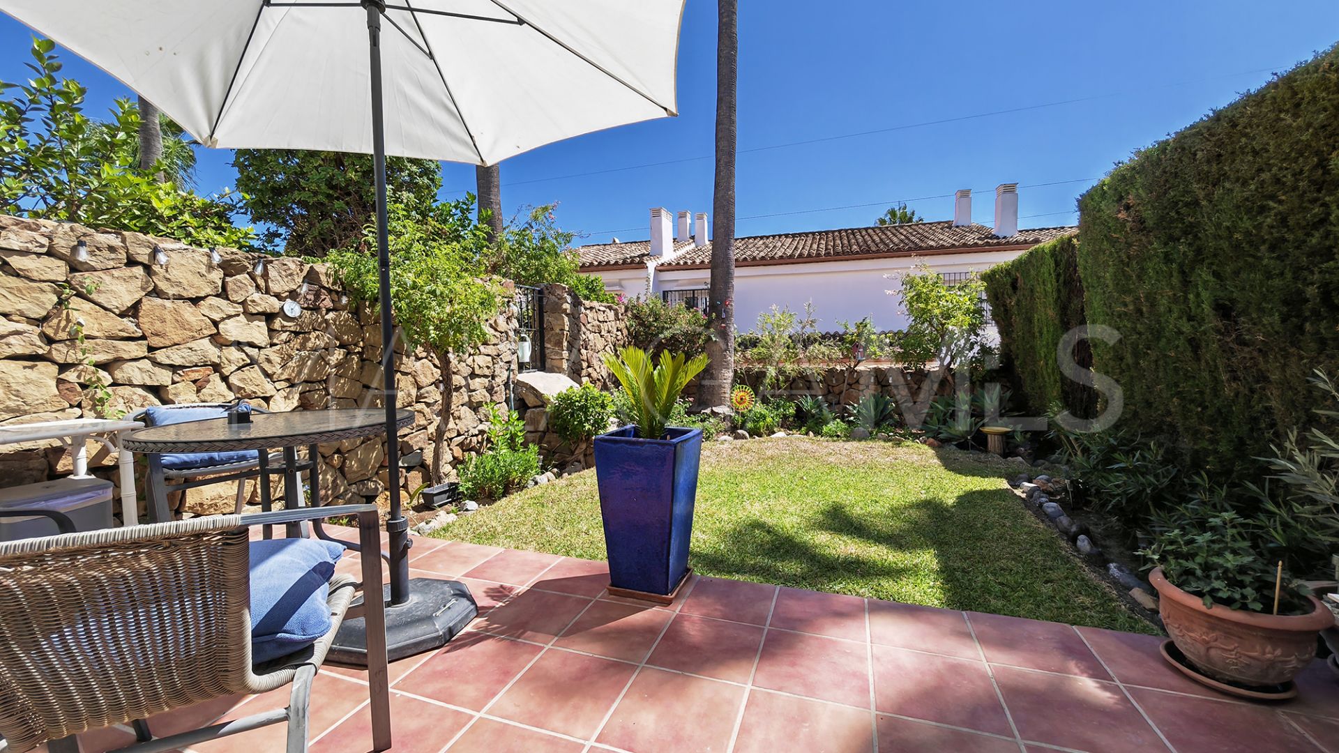 El Paraiso, adosado for sale with 2 bedrooms