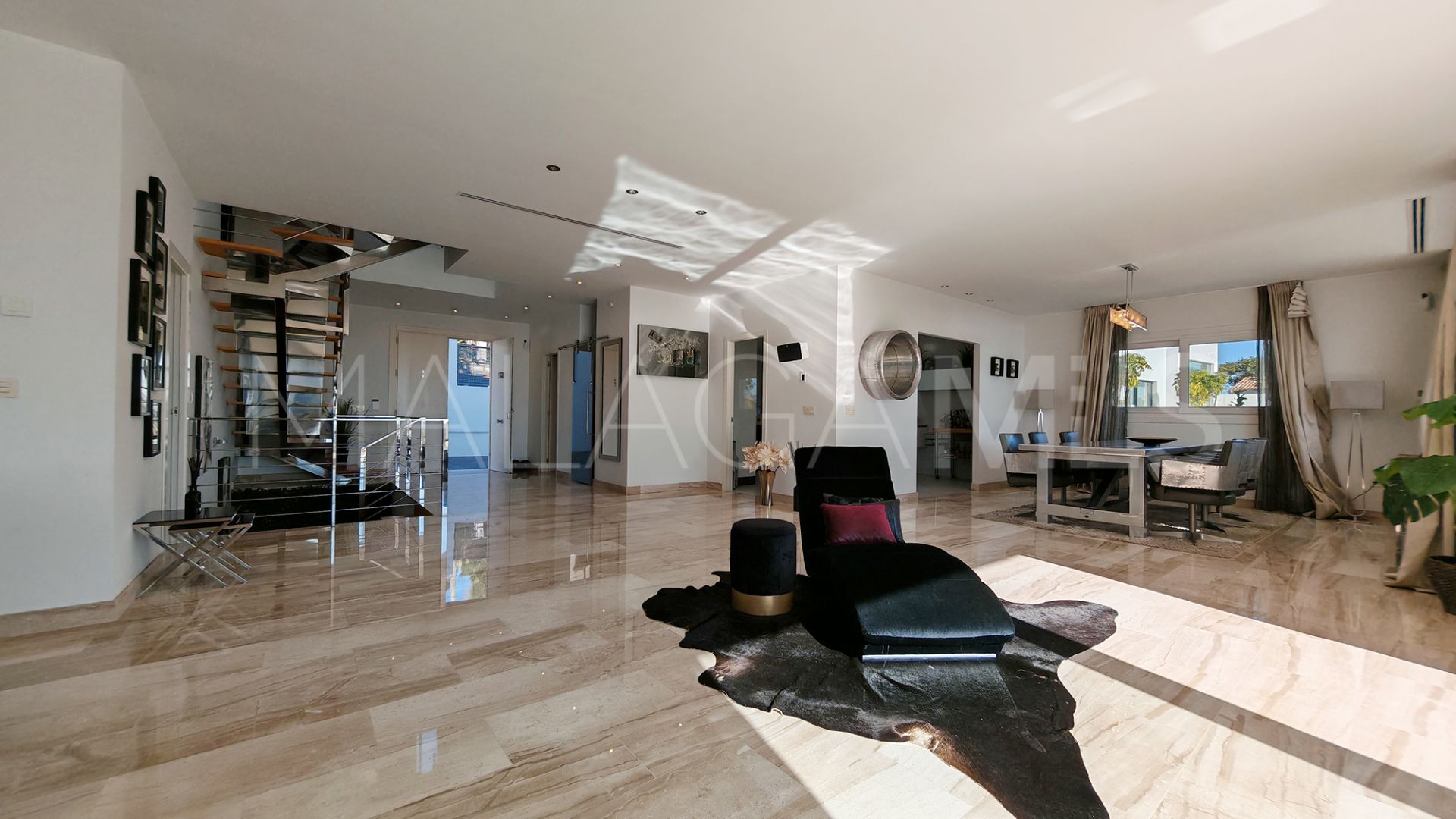 For sale 6 bedrooms villa in El Rosario