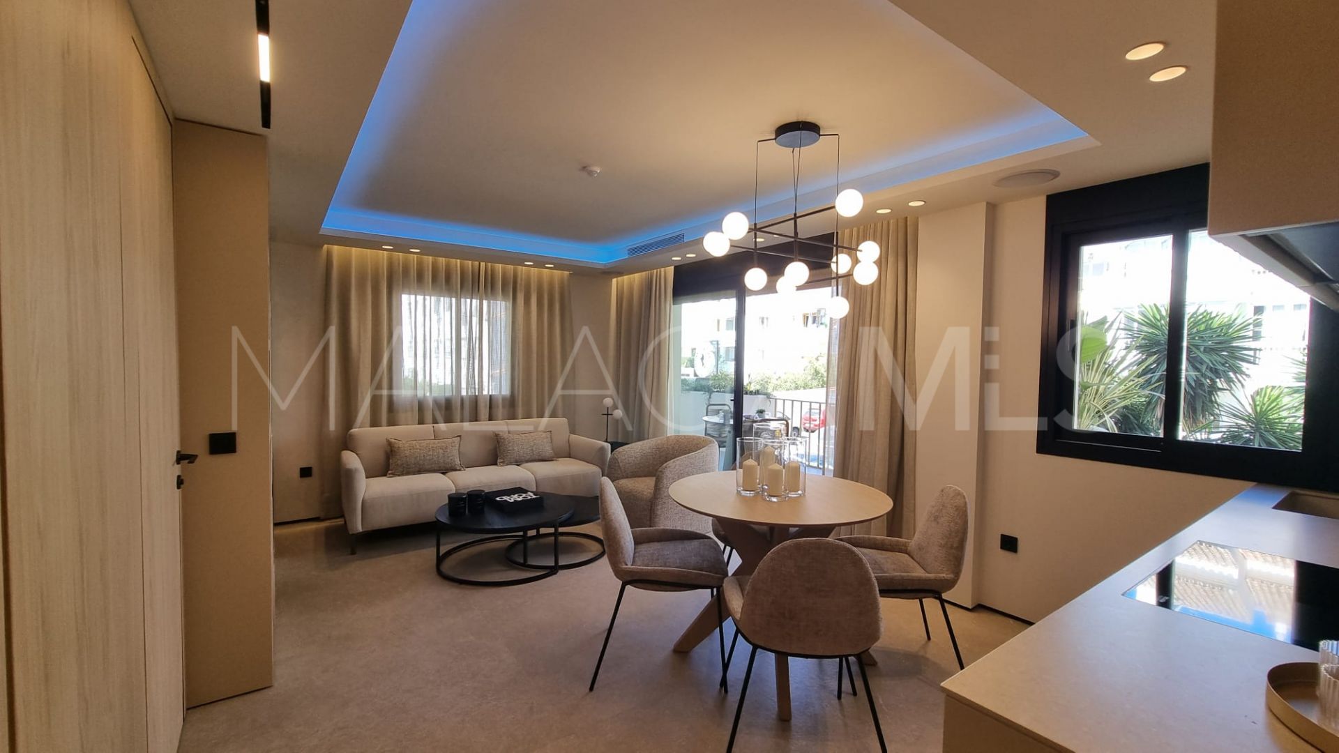 Wohnung for sale in Marbella - Puerto Banus