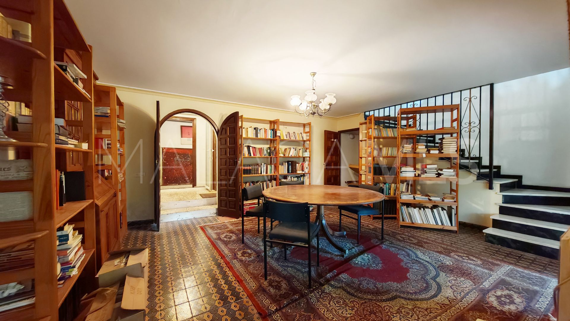 Villa for sale in Marbella City