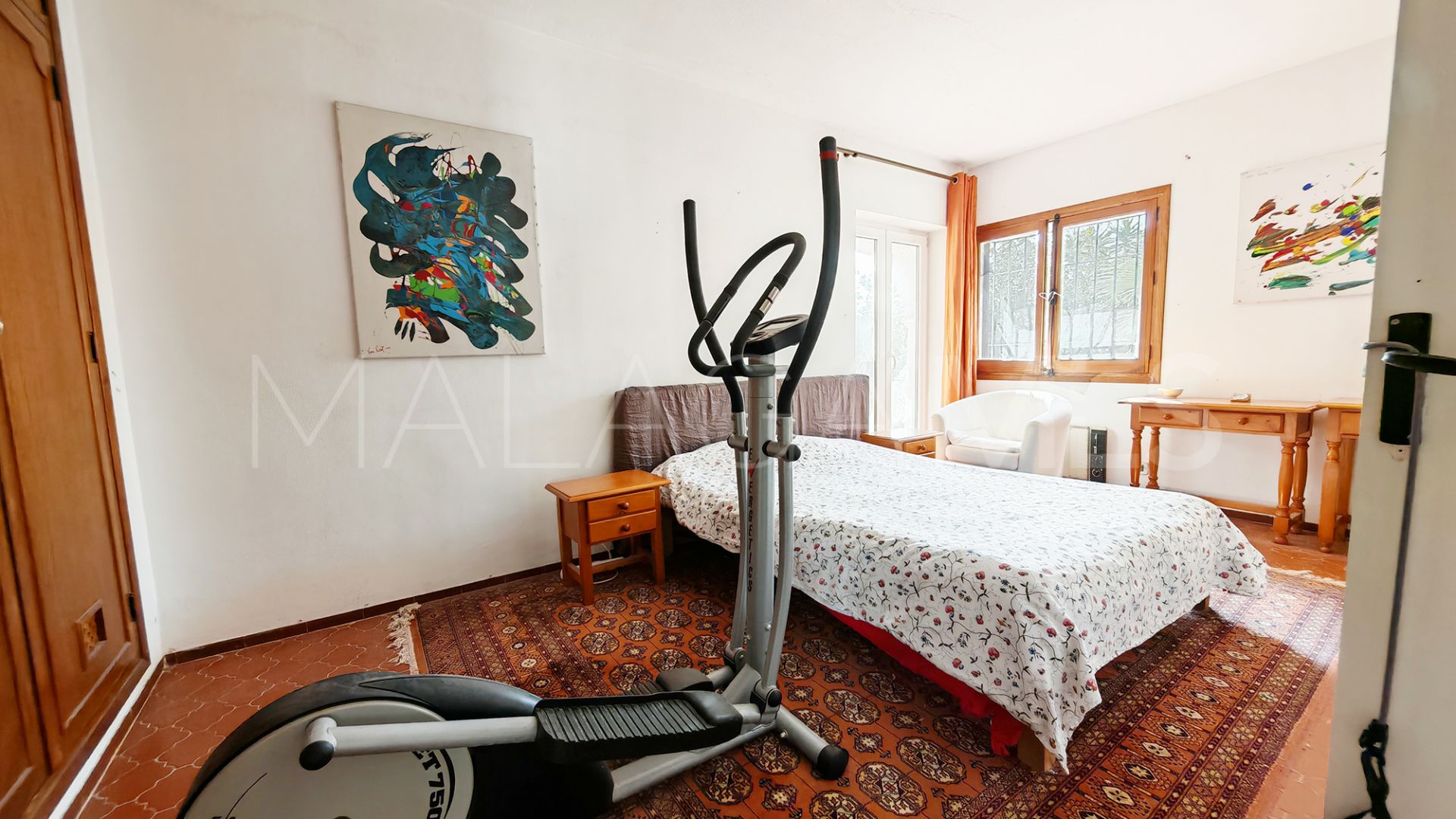 Villa for sale in Marbella City