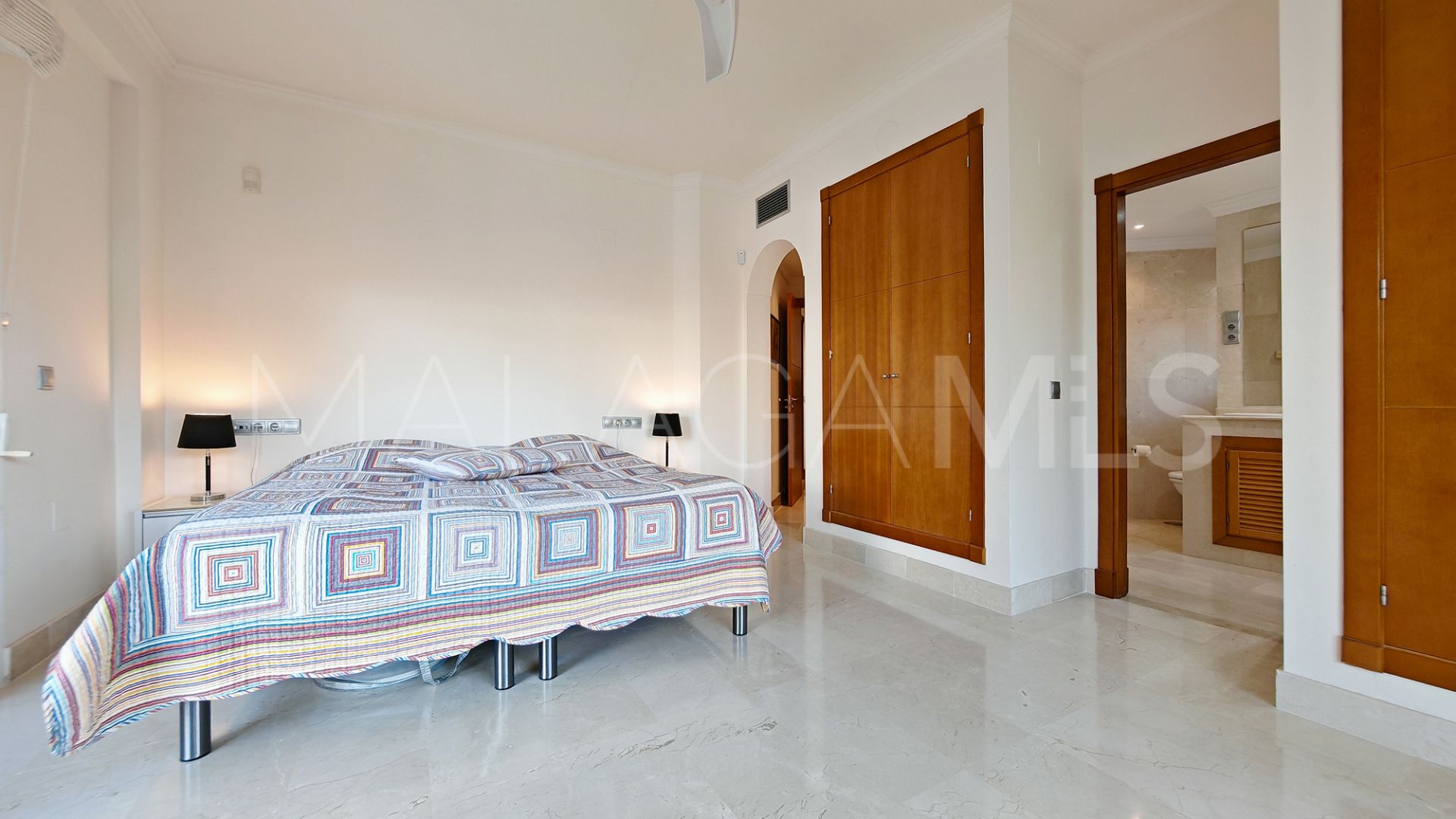 Wohnung for sale in Nueva Andalucia