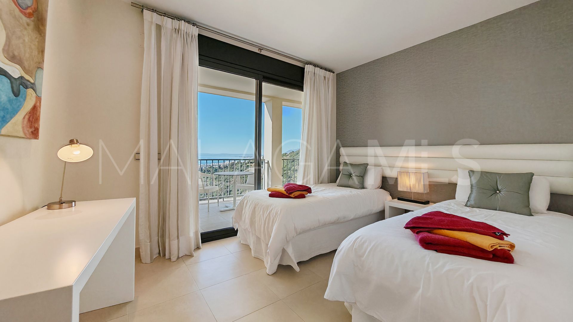 Lägenhet for sale in Los Altos de los Monteros