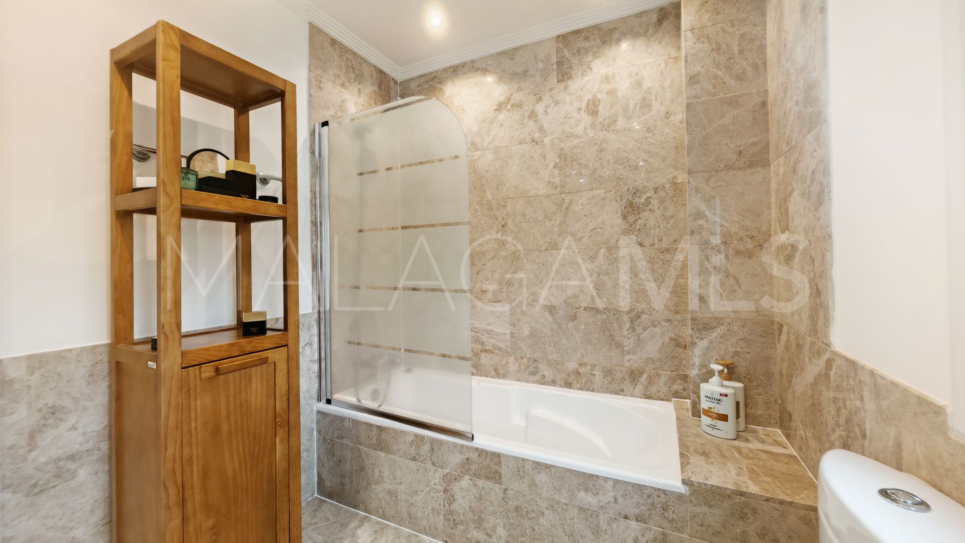 For sale Santa Clara villa with 4 bedrooms