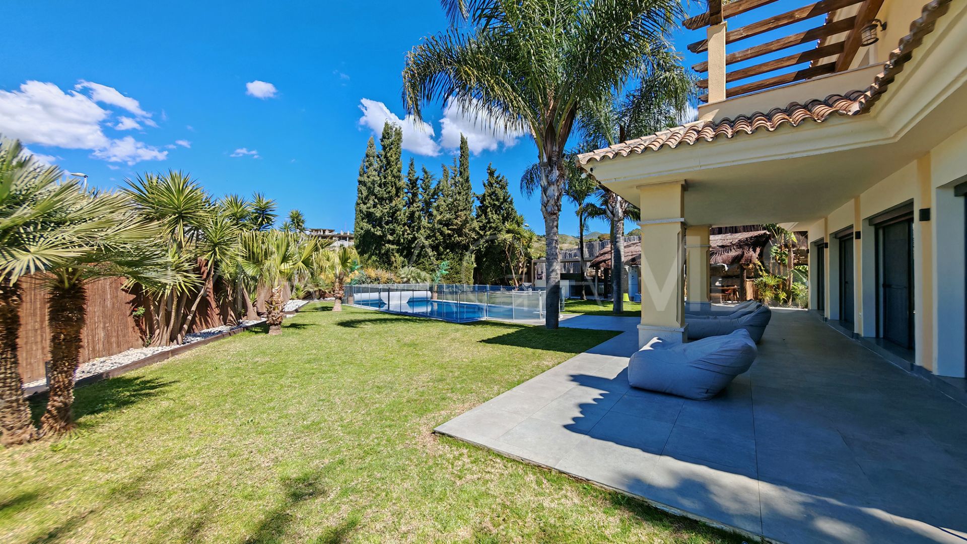 For sale Santa Clara villa with 4 bedrooms