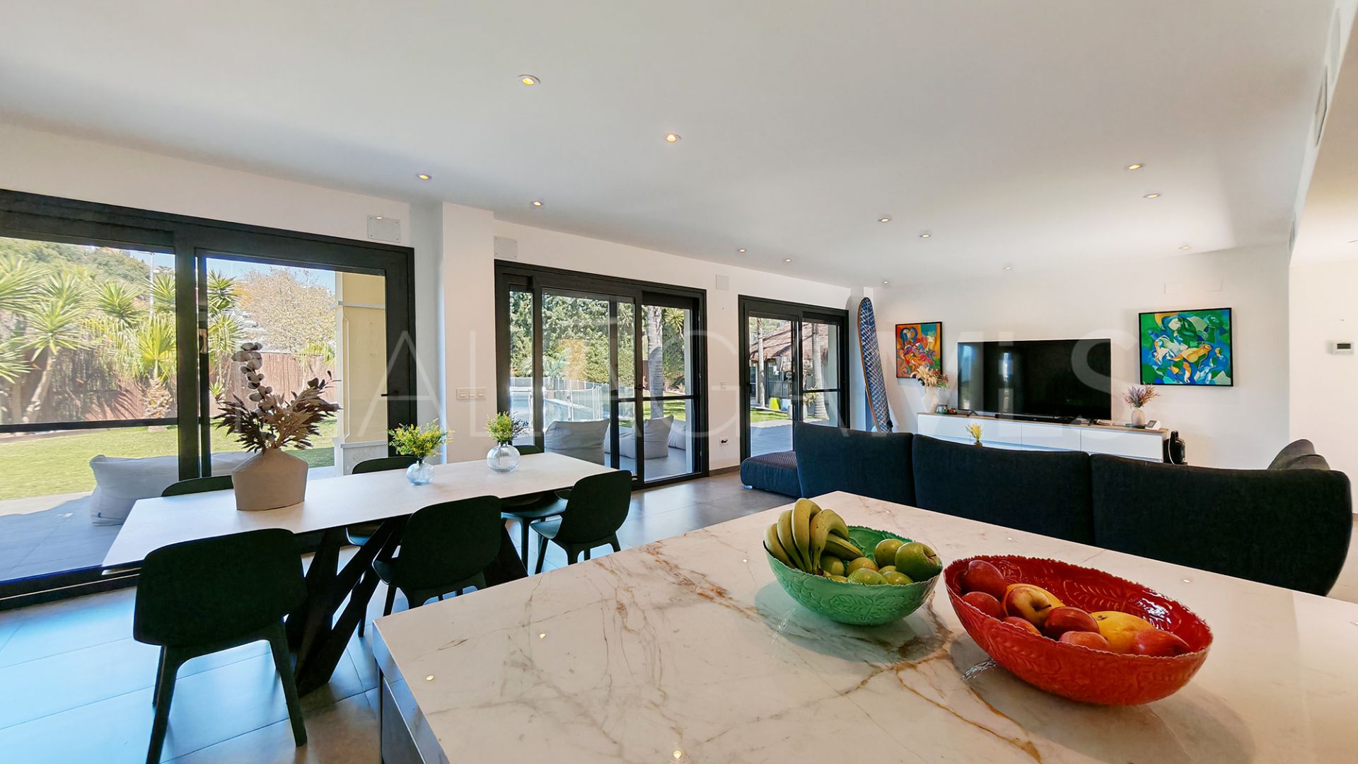 For sale Santa Clara villa with 4 bedrooms