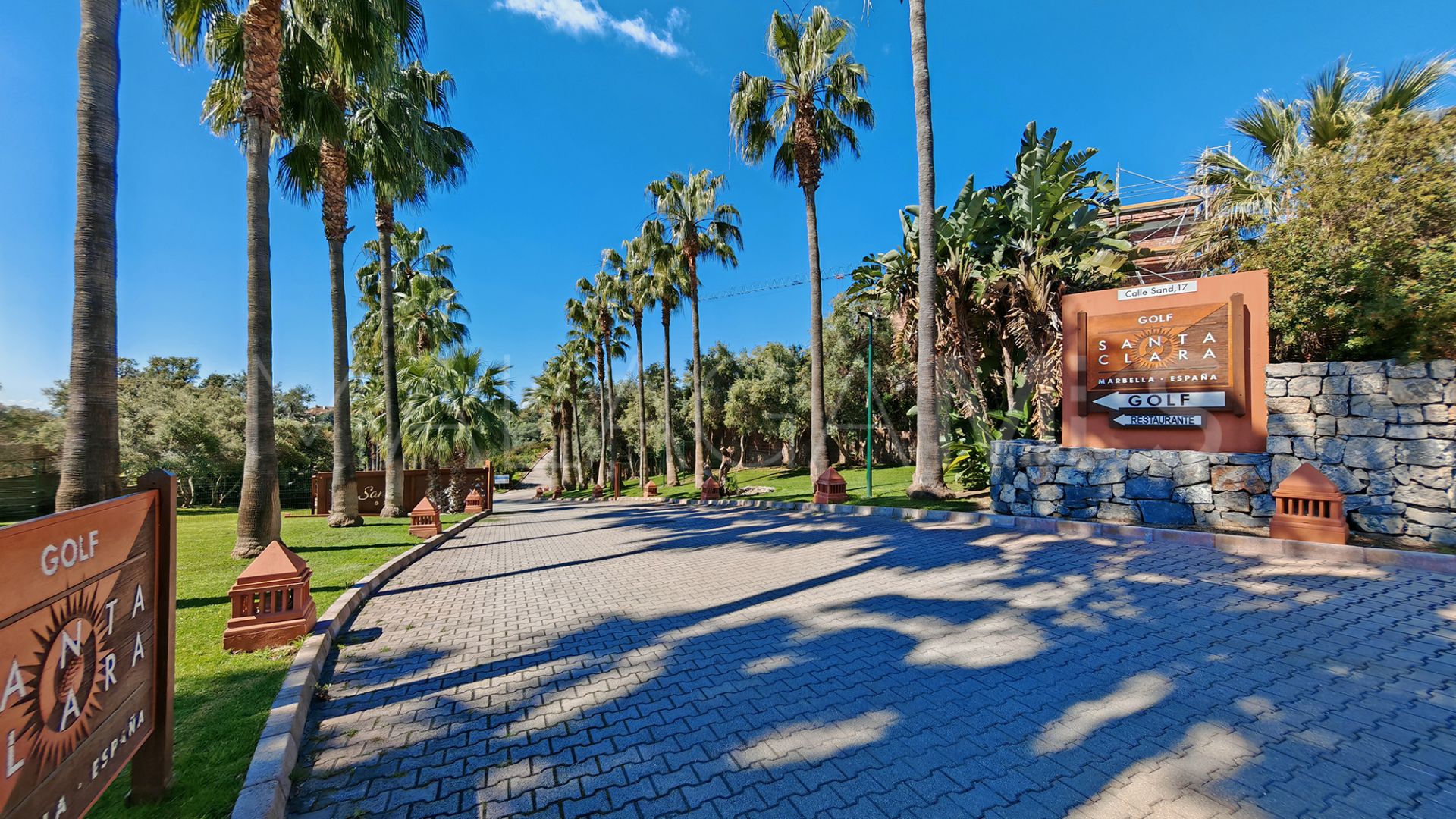 For sale Santa Clara villa with 4 bedrooms