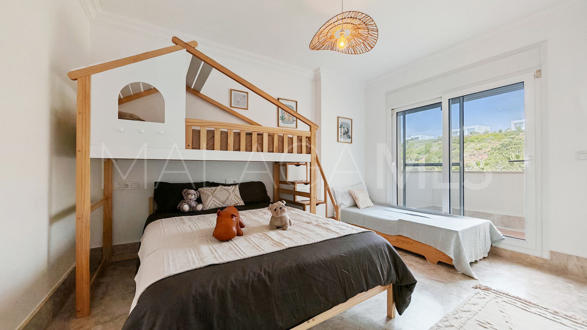 For sale Santa Clara villa with 4 bedrooms