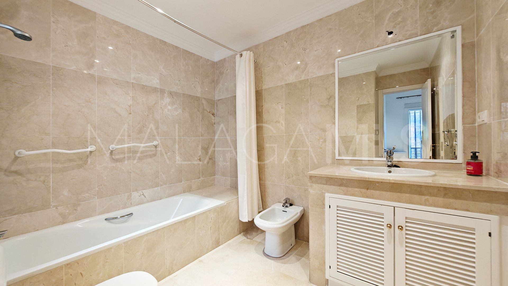 Appartement for sale in Elviria