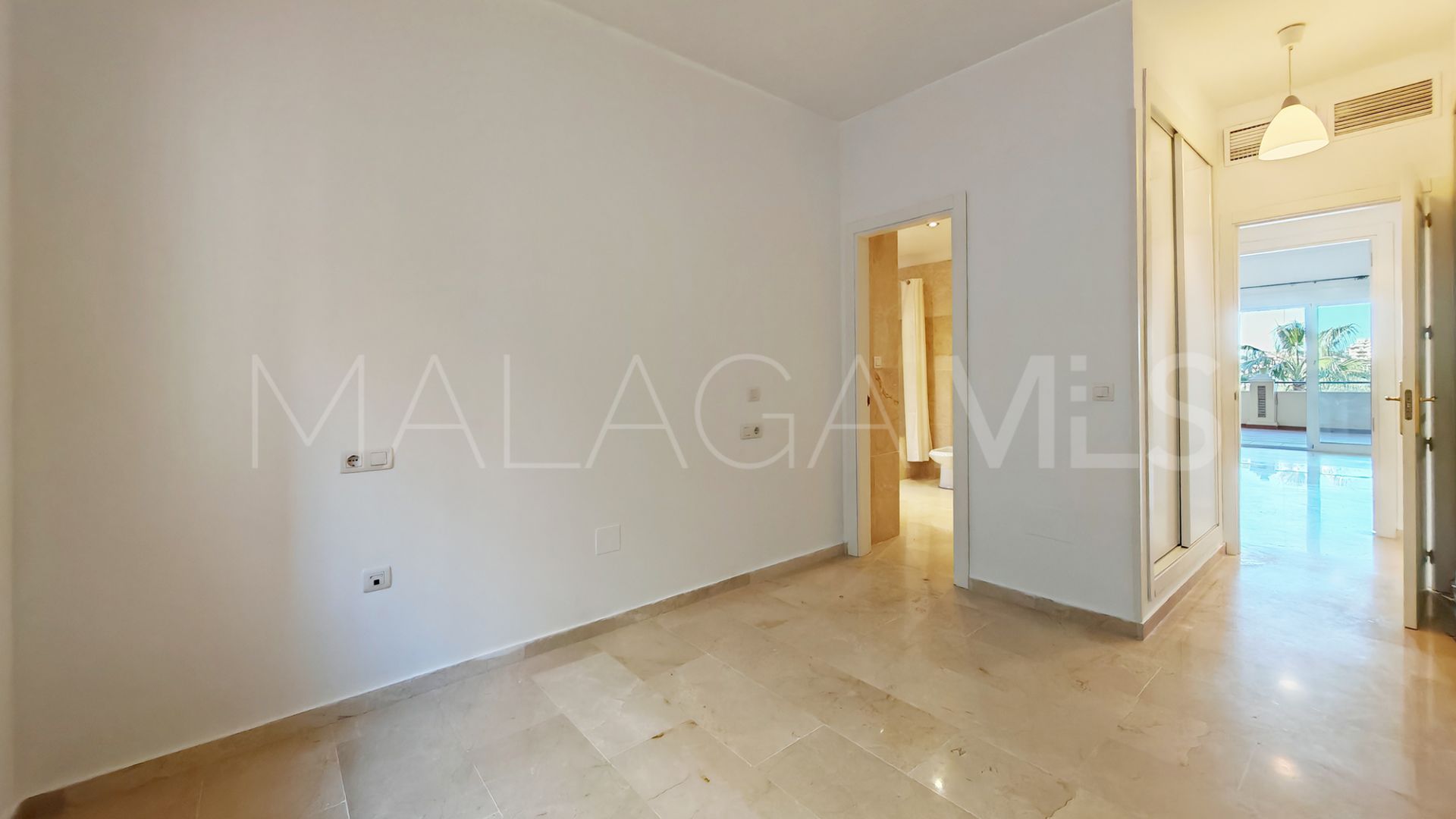 Appartement for sale in Elviria