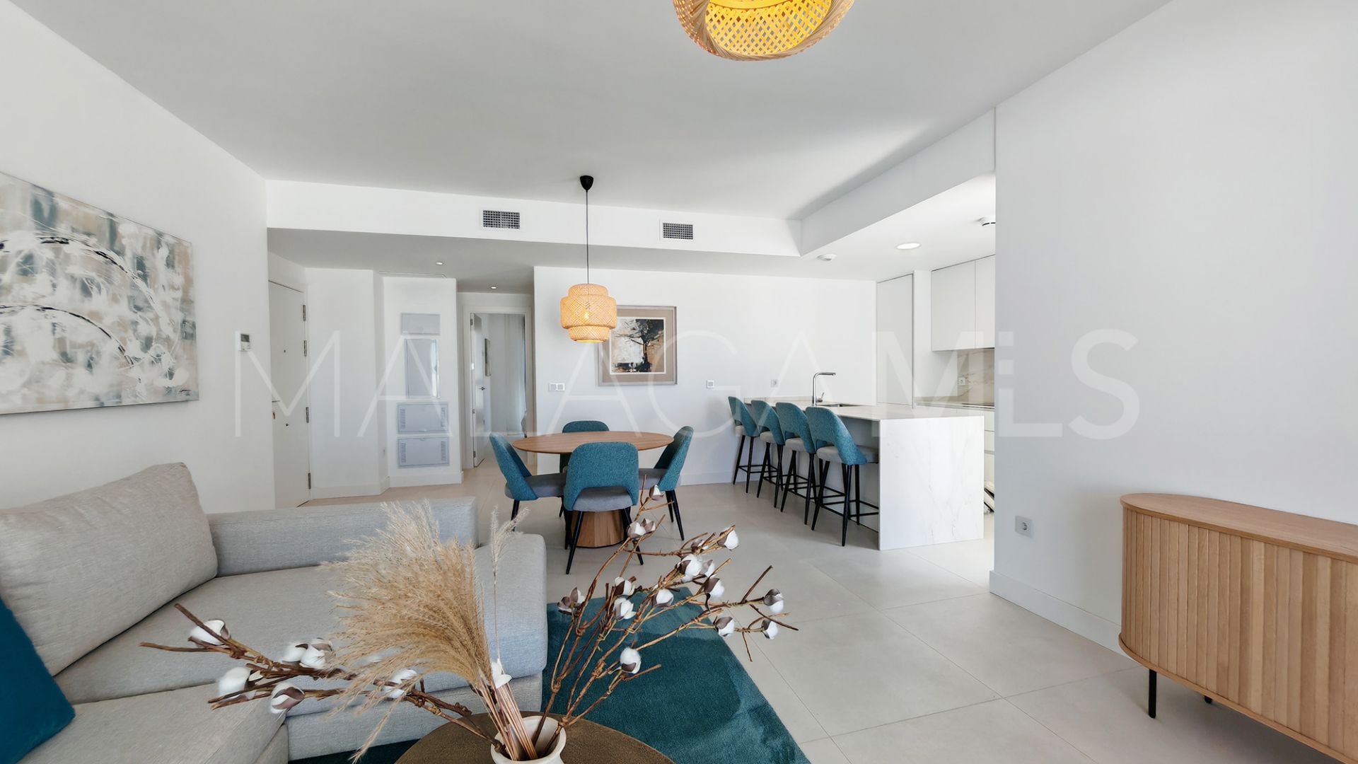 Apartamento a la venta in El Higueron with 3 bedrooms