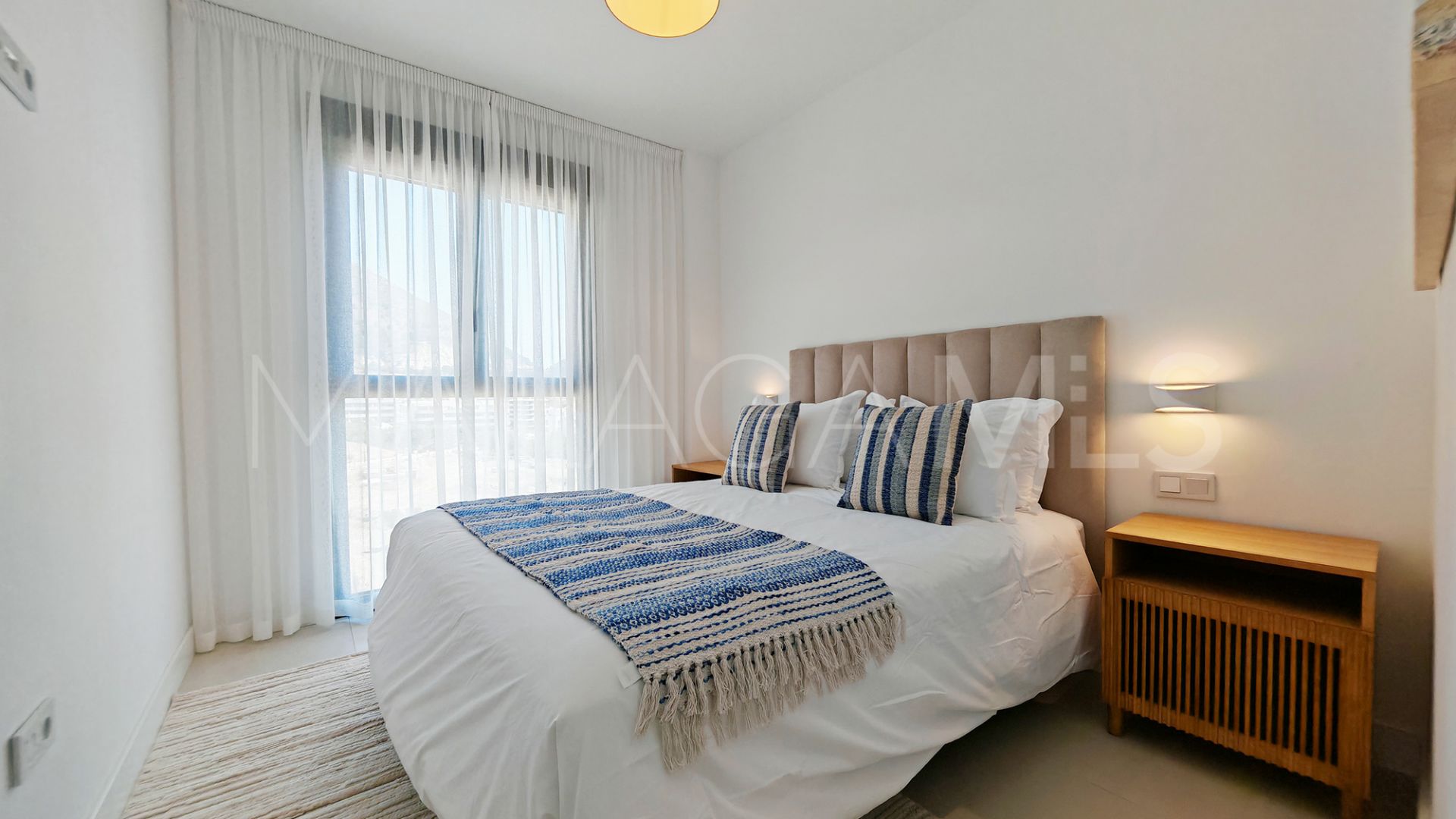 Apartamento a la venta in El Higueron with 3 bedrooms