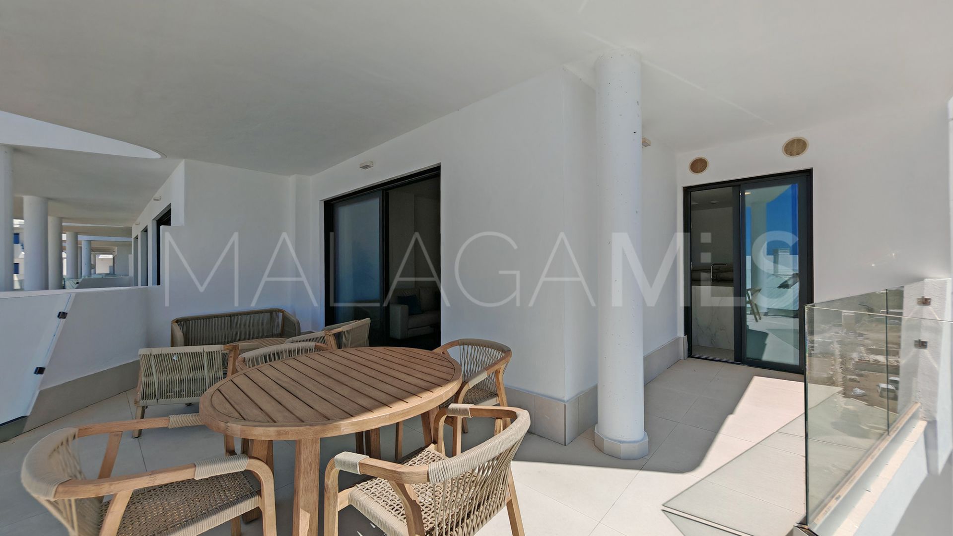 Apartamento a la venta in El Higueron with 3 bedrooms