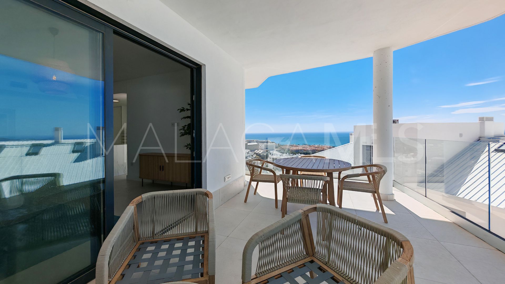 Apartamento a la venta in El Higueron with 3 bedrooms