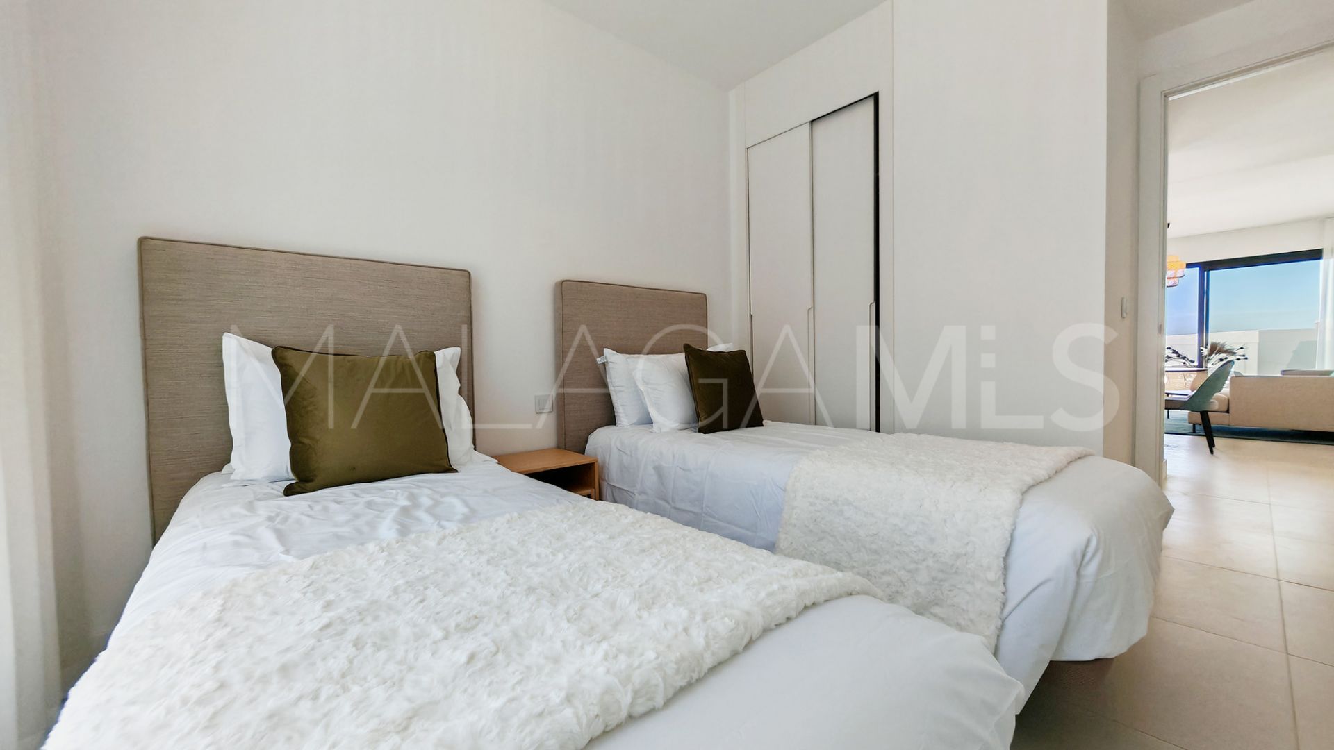 Apartamento a la venta in El Higueron with 3 bedrooms