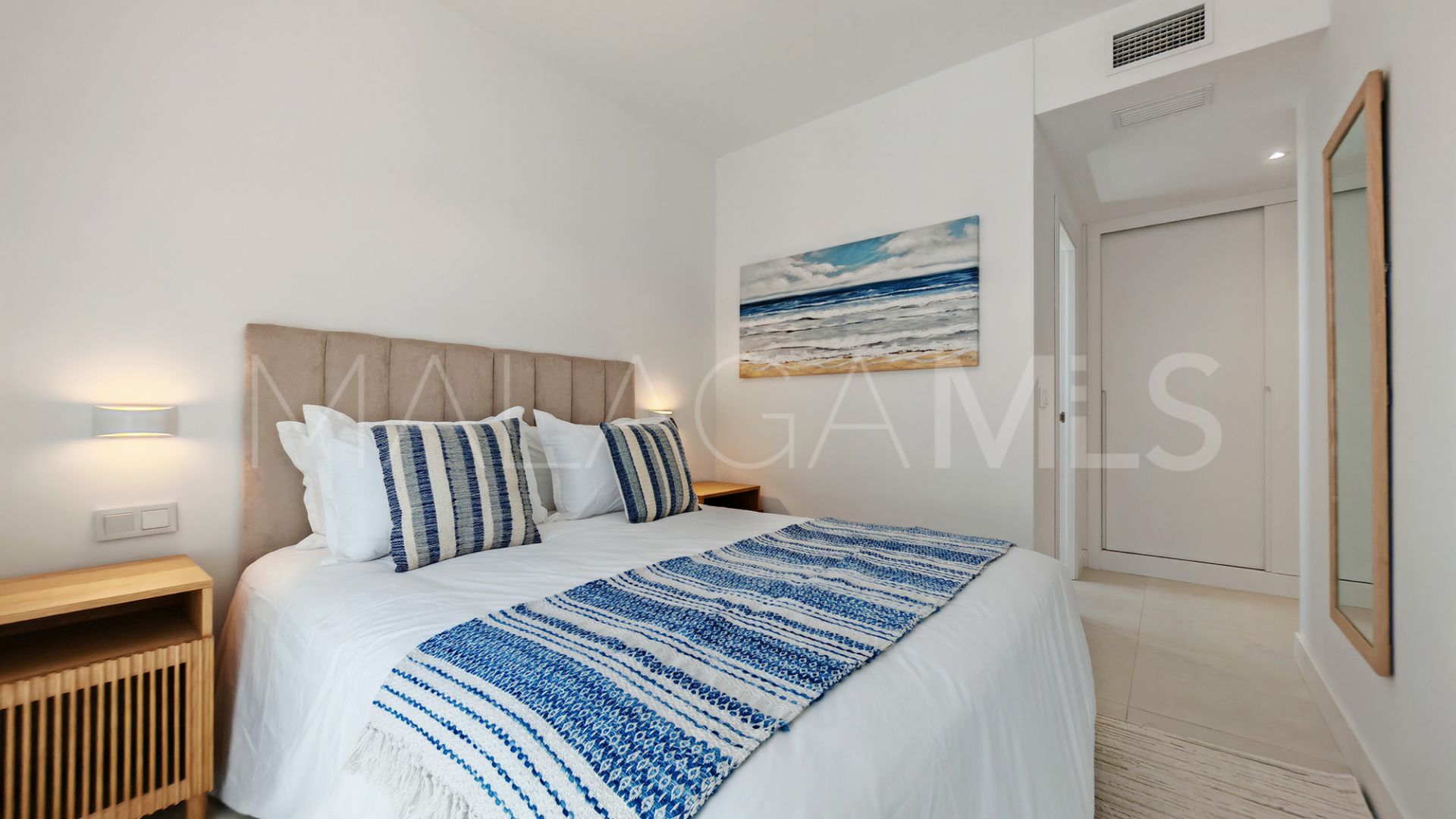 Apartamento a la venta in El Higueron with 3 bedrooms