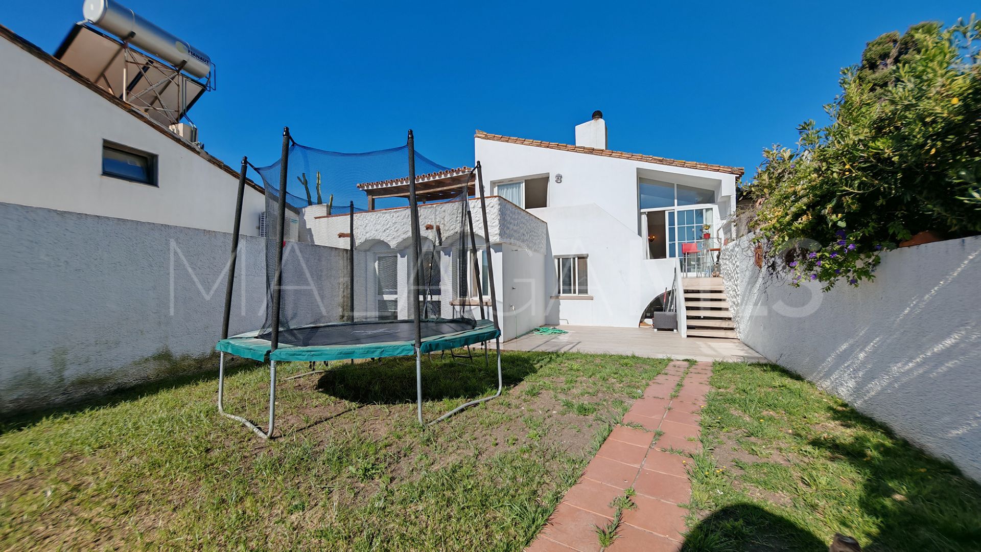 Villa for sale in Bahia Dorada