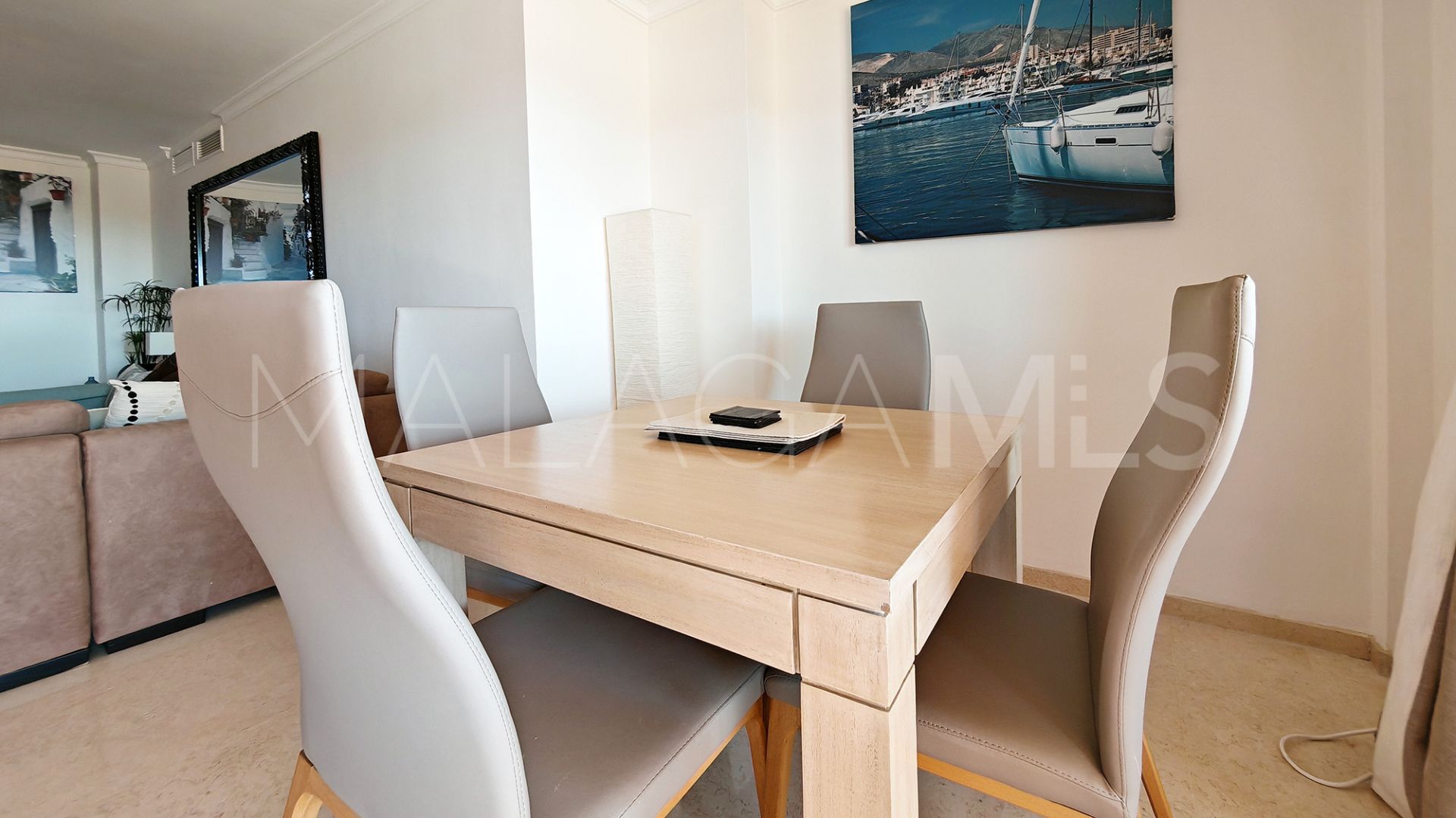 Appartement for sale in Elviria