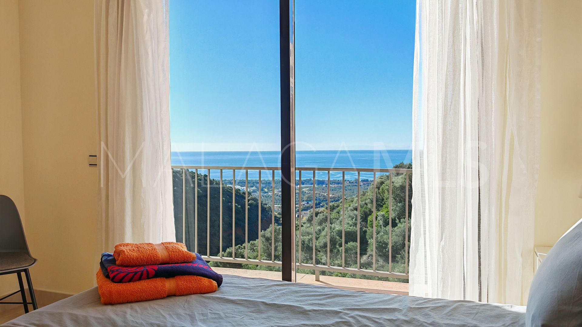 Los Altos de los Monteros penthouse for sale