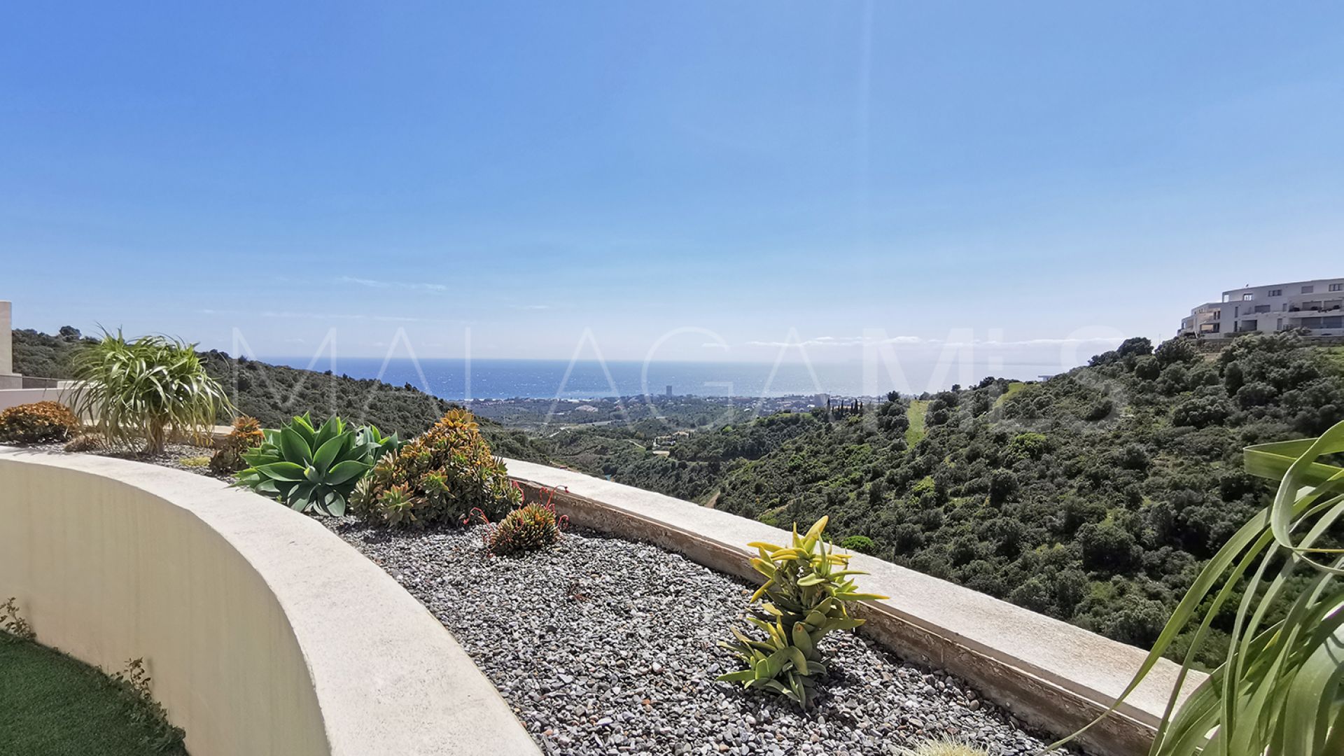 Los Altos de los Monteros penthouse for sale