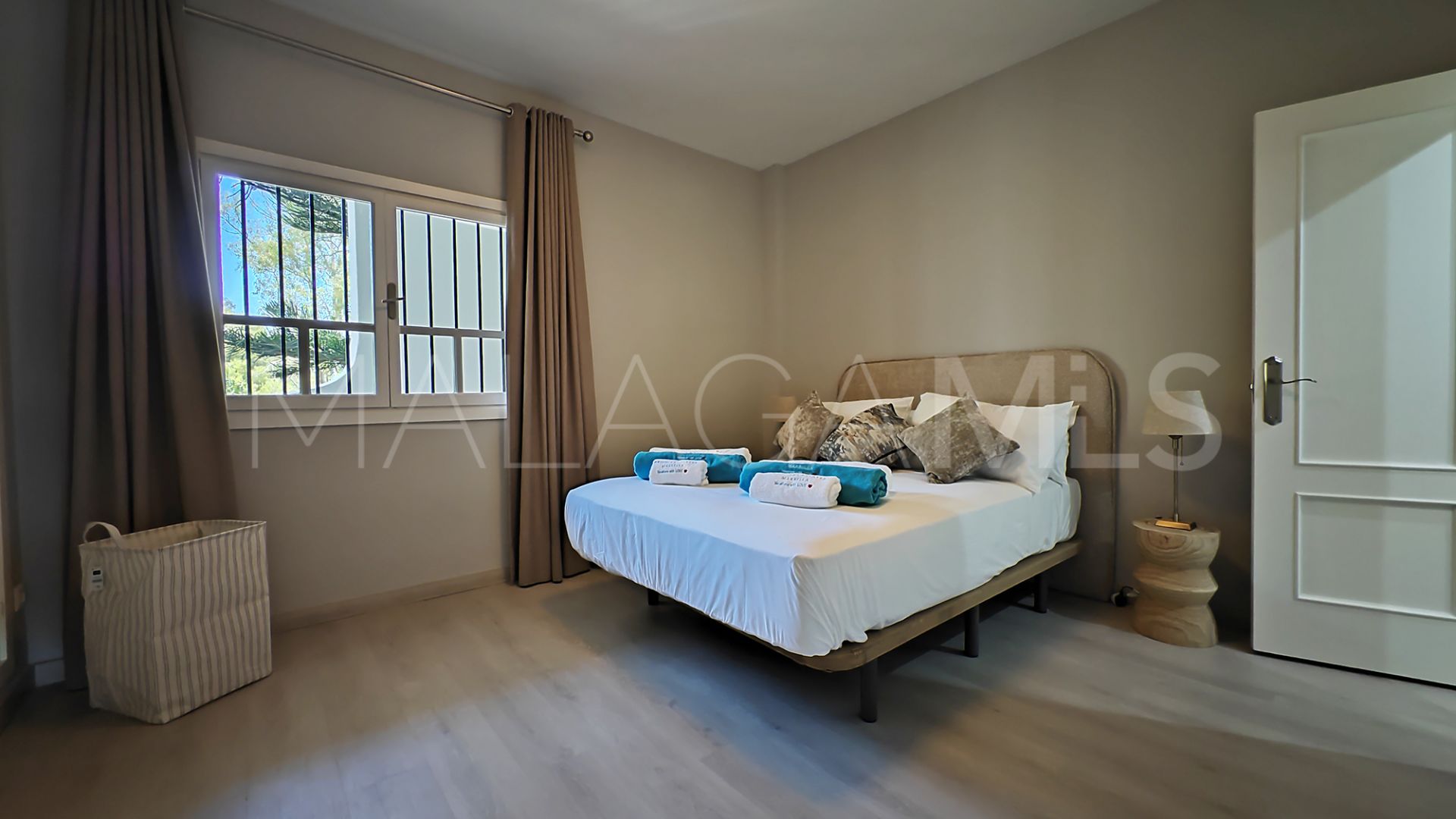 Puerto de Cabopino, apartamento with 2 bedrooms for sale