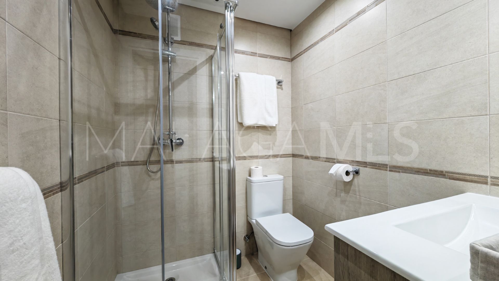 Puerto de Cabopino, apartamento with 2 bedrooms for sale
