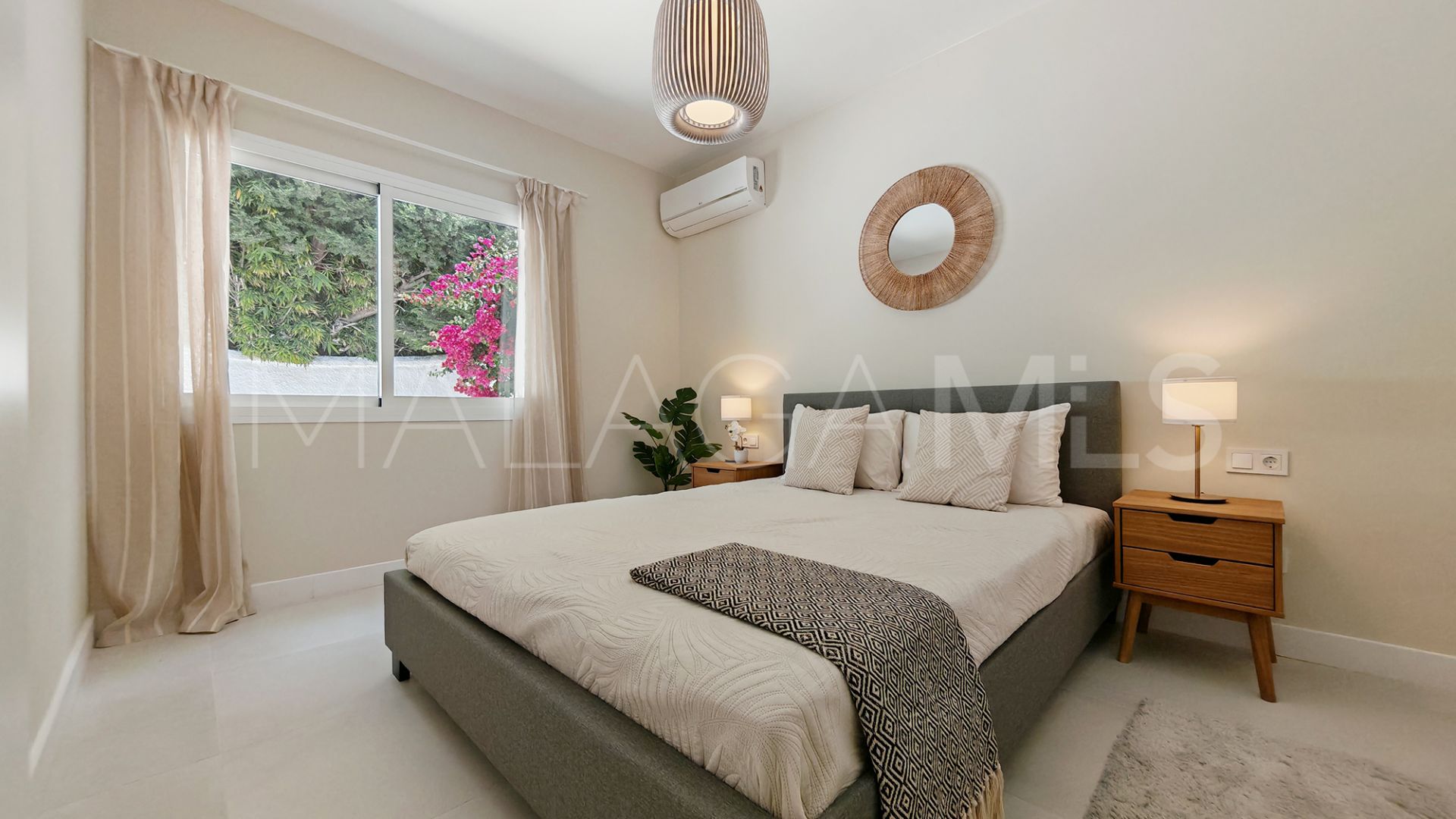 Buy bungalow de 2 bedrooms in Cortijo Blanco
