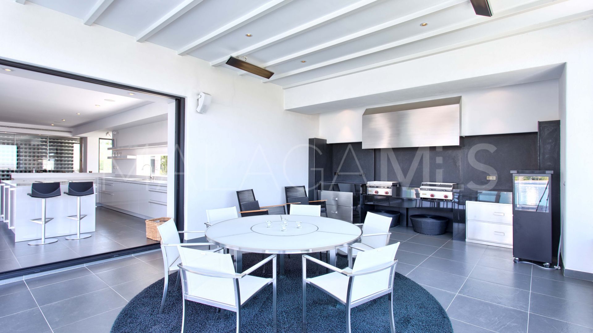 Villa for sale in Los Flamingos Golf