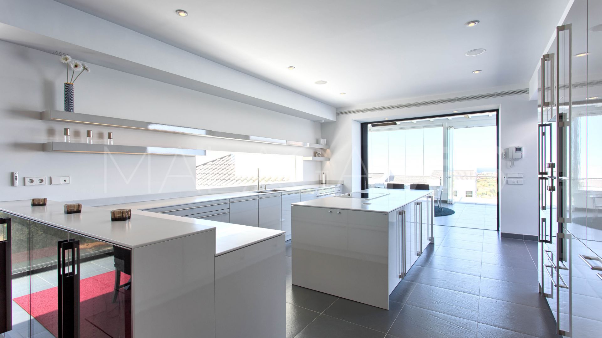 Villa for sale in Los Flamingos Golf