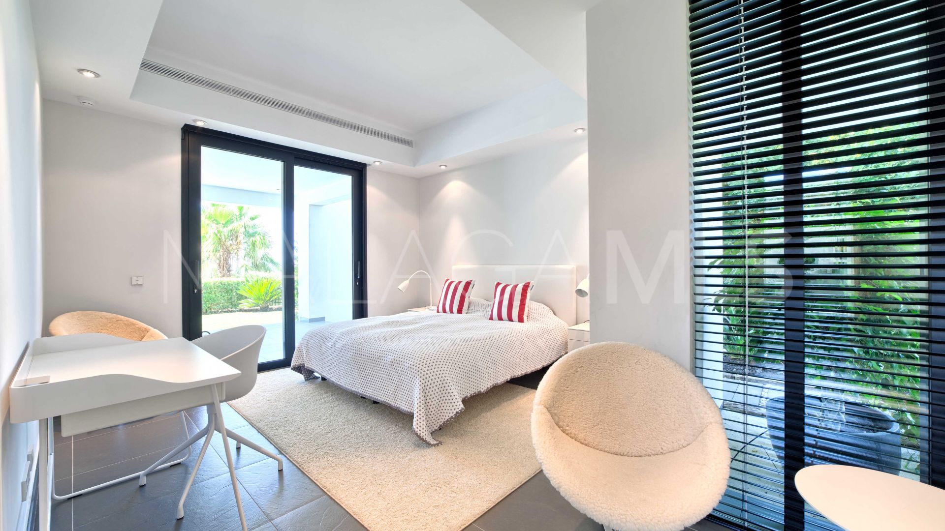 Villa for sale in Los Flamingos Golf