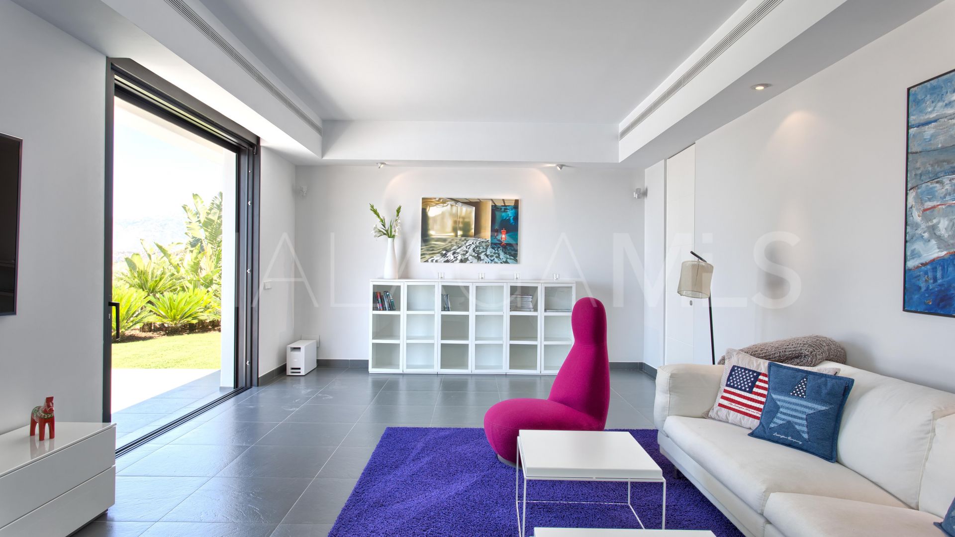 Villa for sale in Los Flamingos Golf