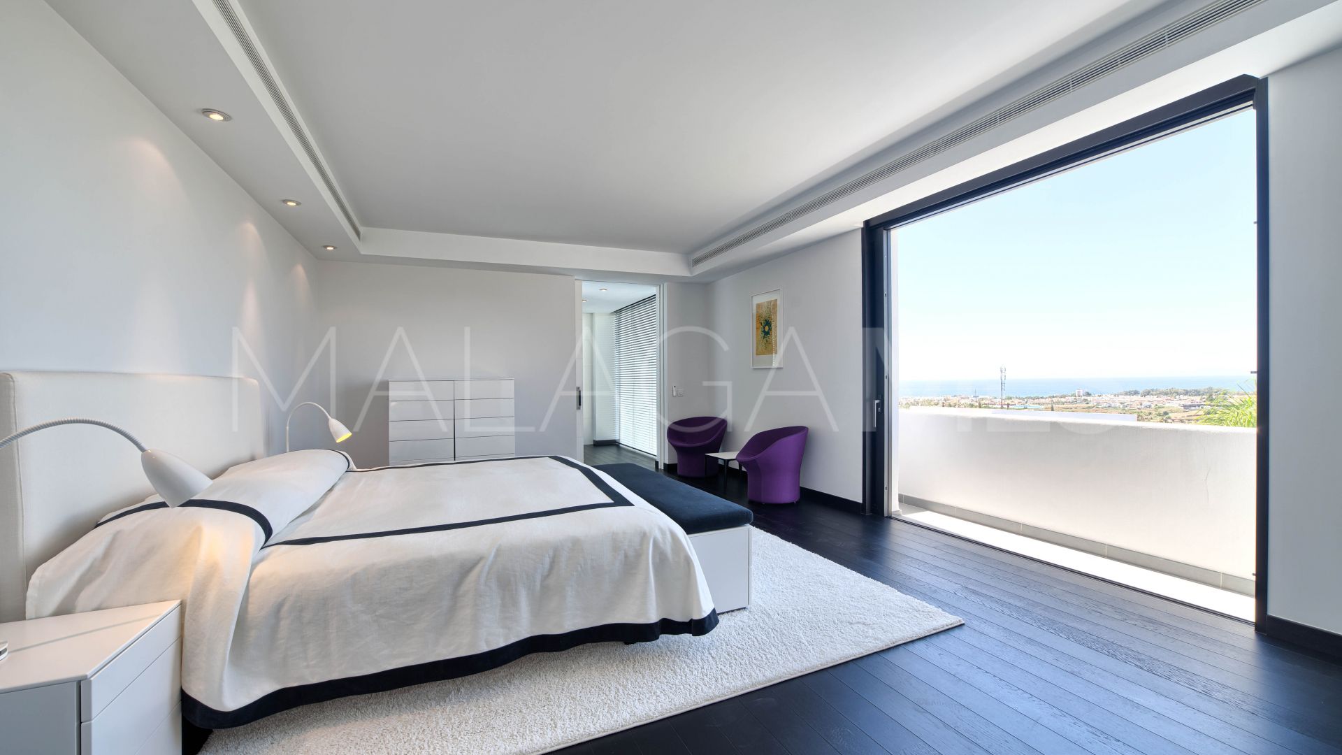 Villa for sale in Los Flamingos Golf