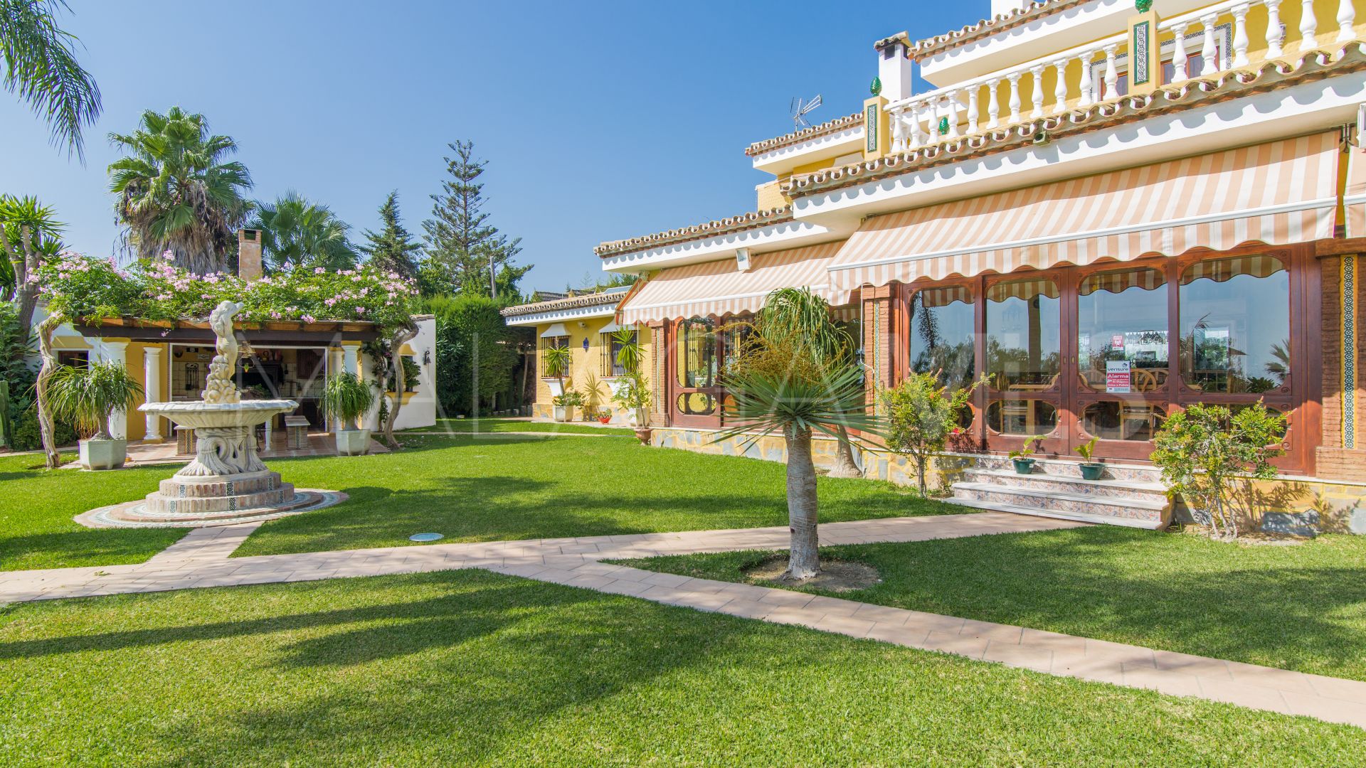 El Padron, villa a la venta