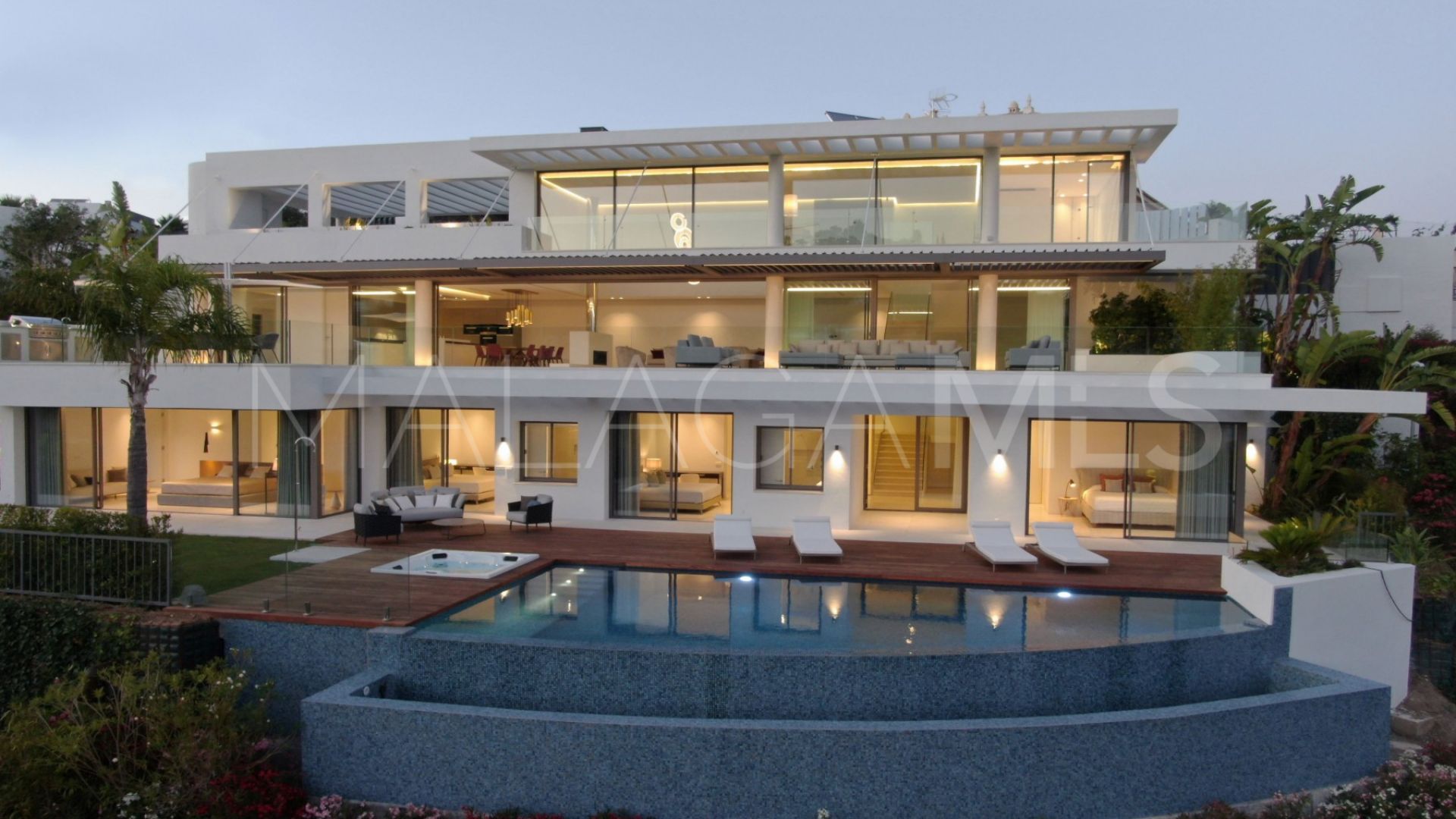 Villa for sale with 5 bedrooms in La Quinta Golf
