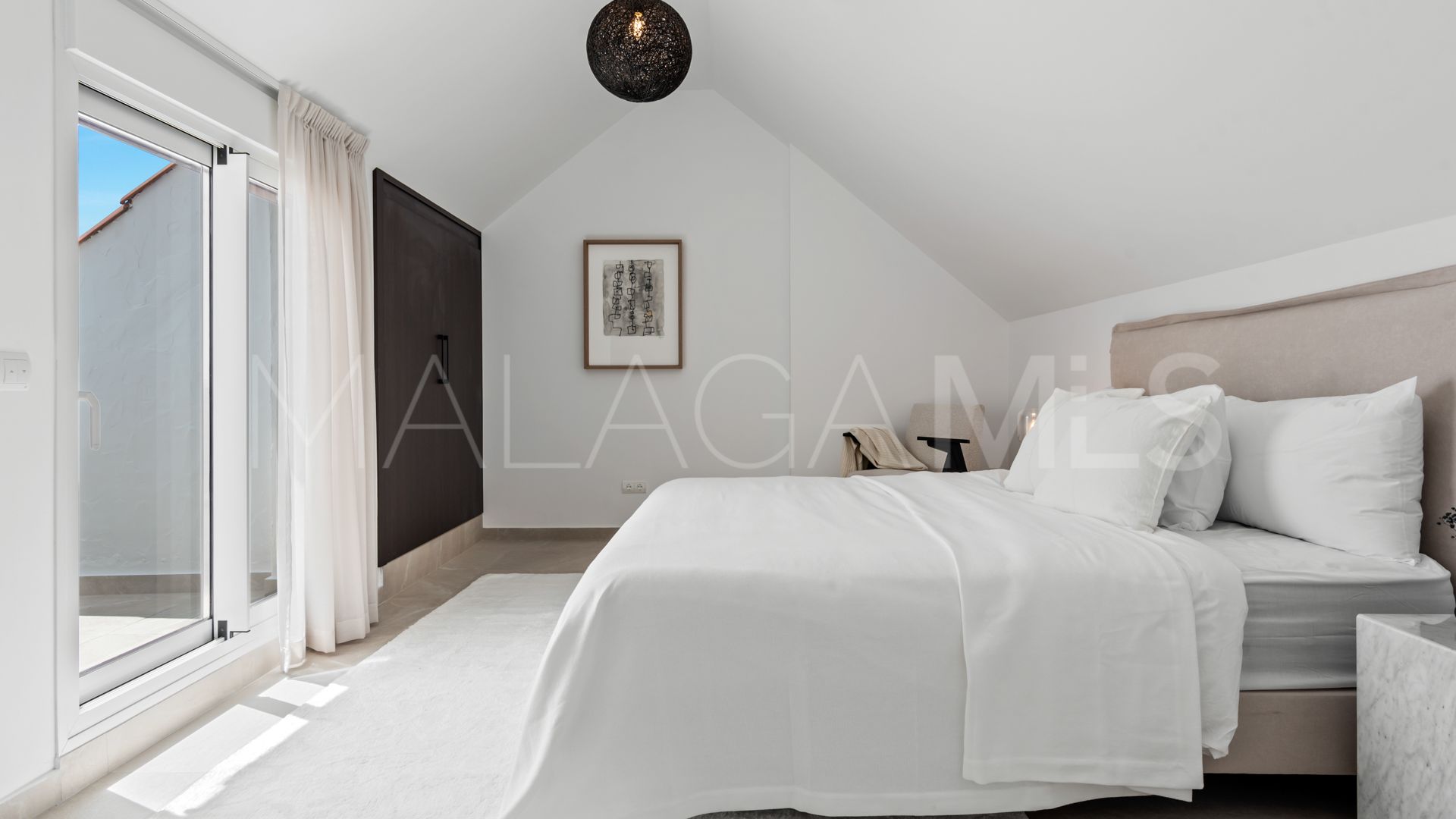 Atico for sale with 3 bedrooms in La Maestranza